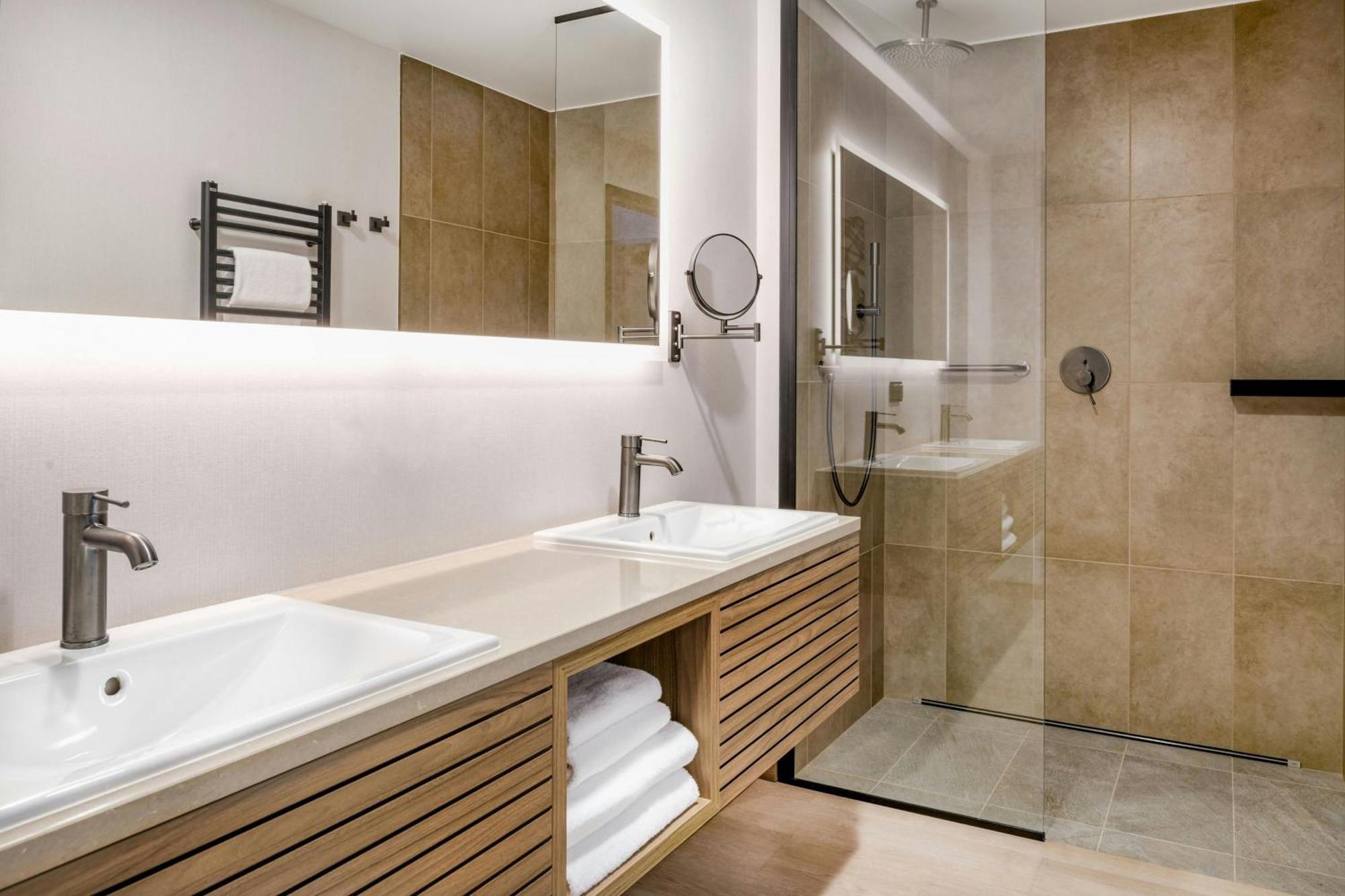 One-Bedroom Suite Terrace