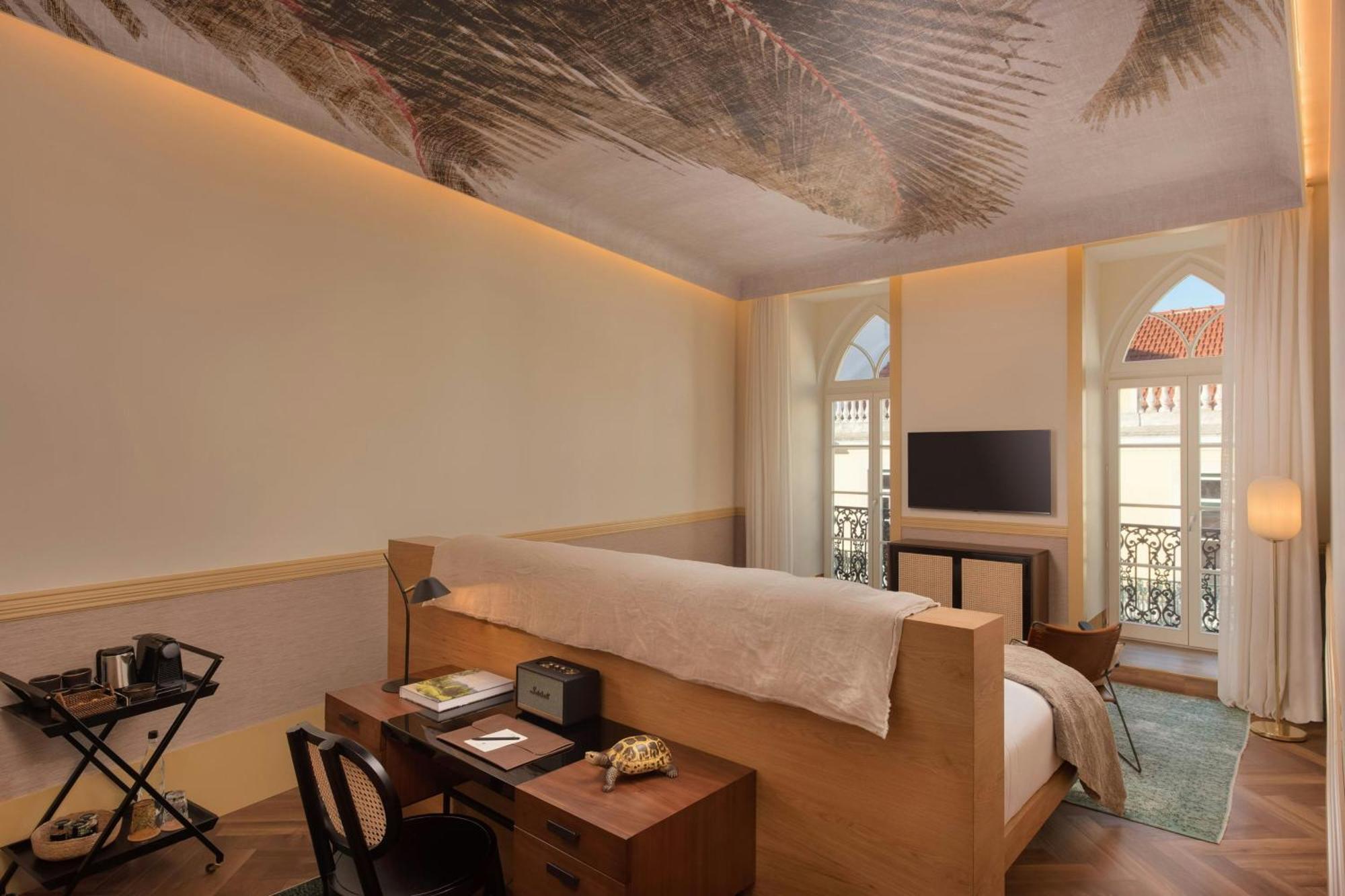Premium Guest room 1 King City view