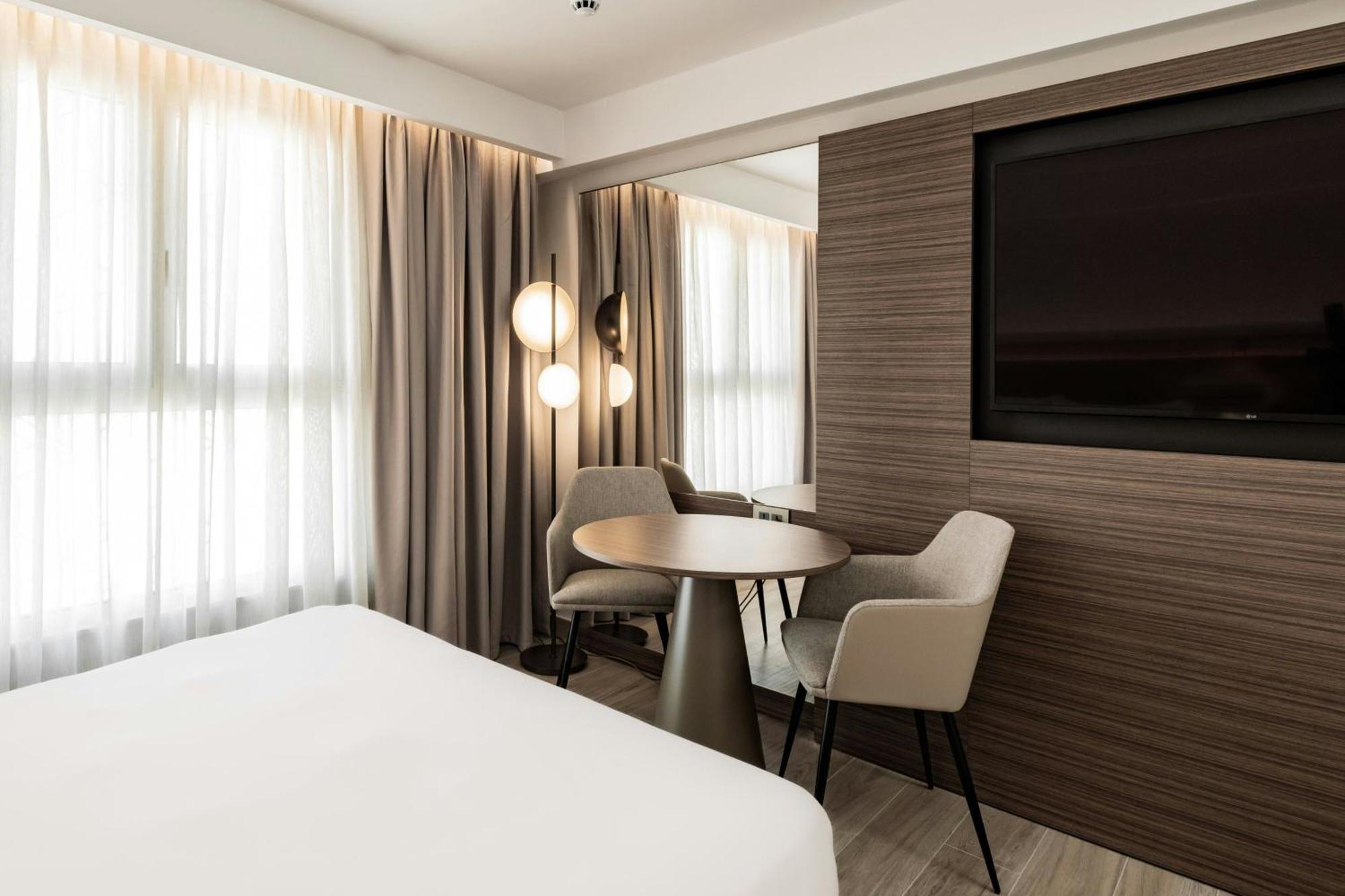 Standard Double Room Two Double Beds