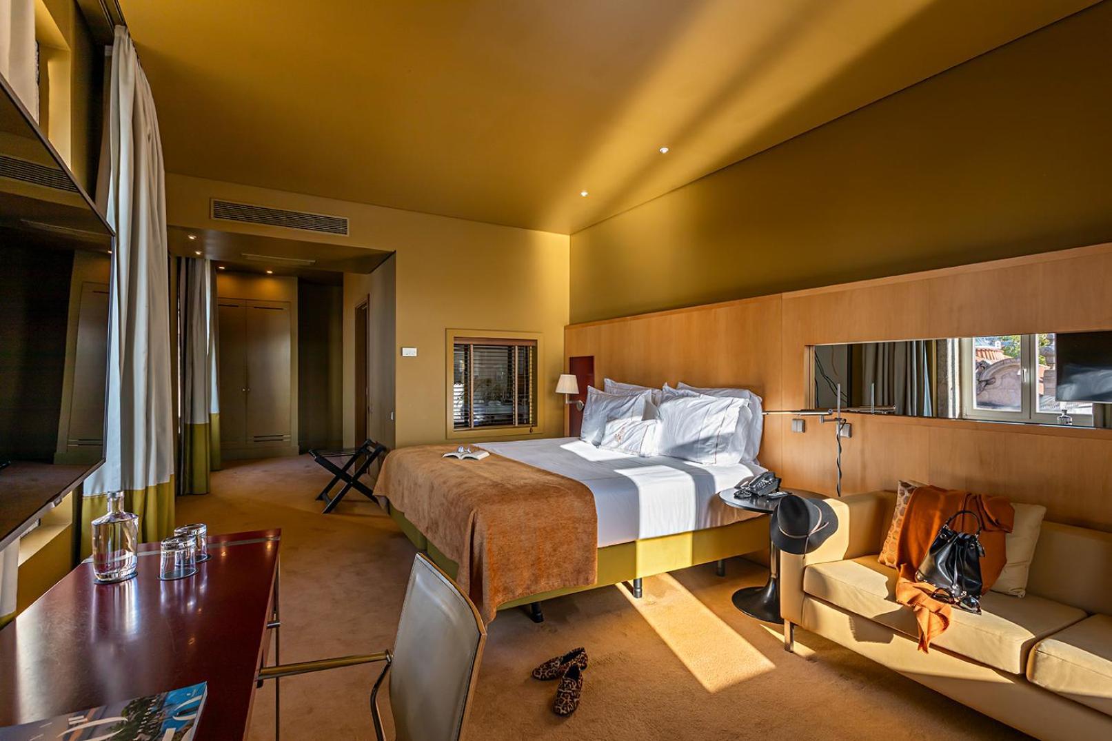 Grand View Room Extra Bed