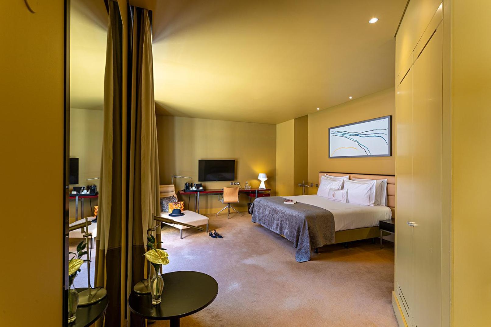 Grand View Room Extra Bed