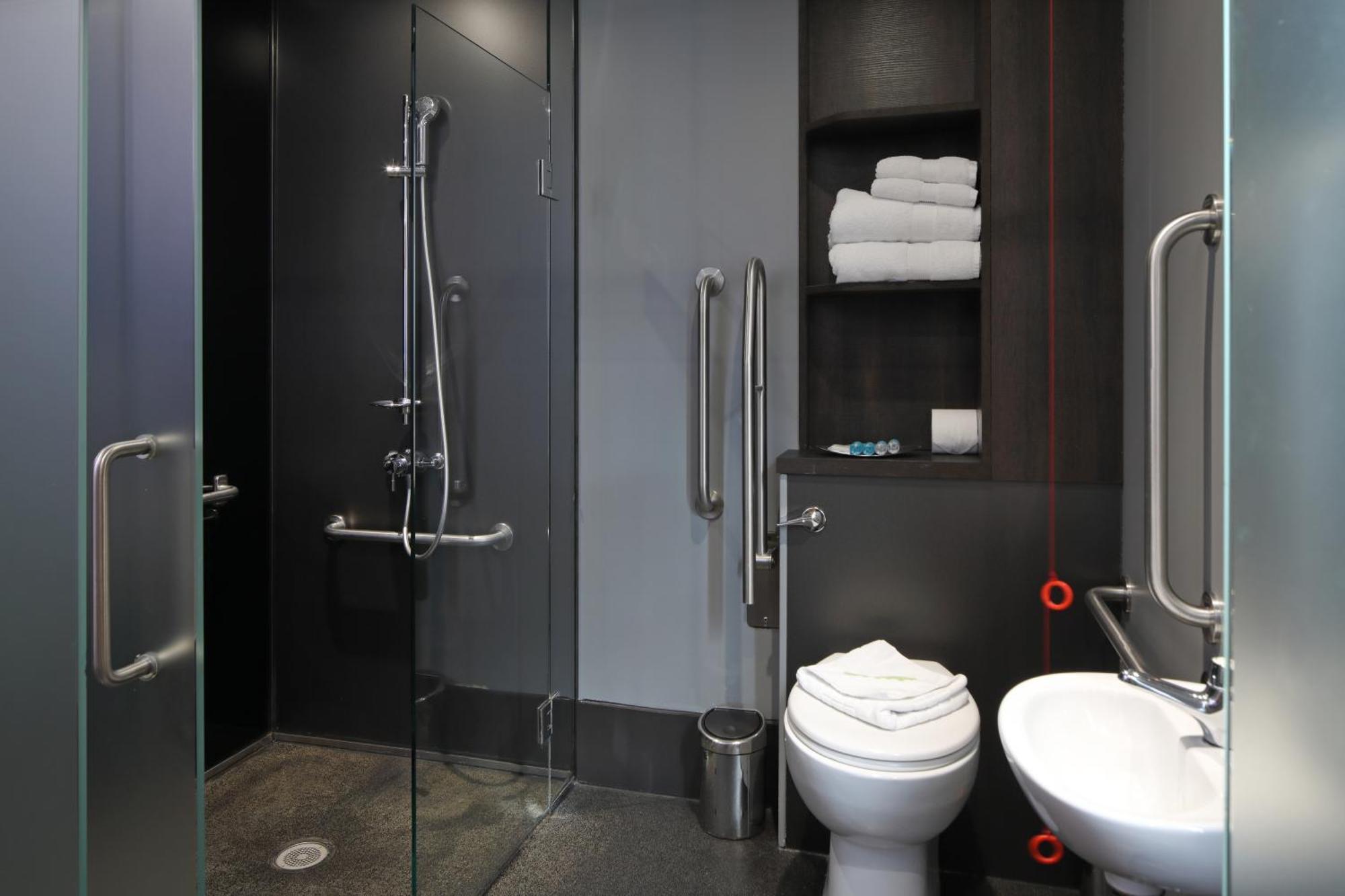 Queen Room Disability Access