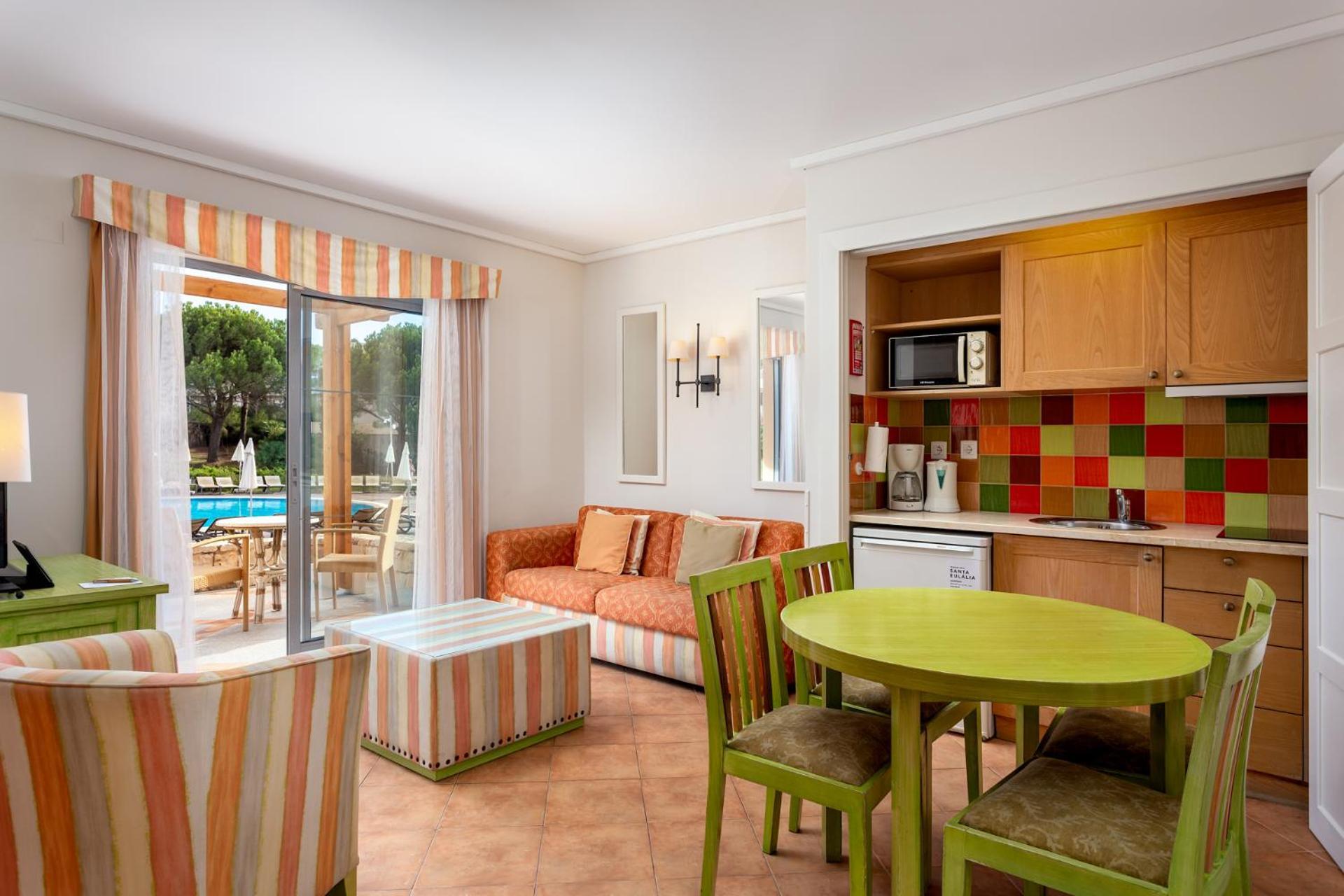 One-Bedroom Family Apartment