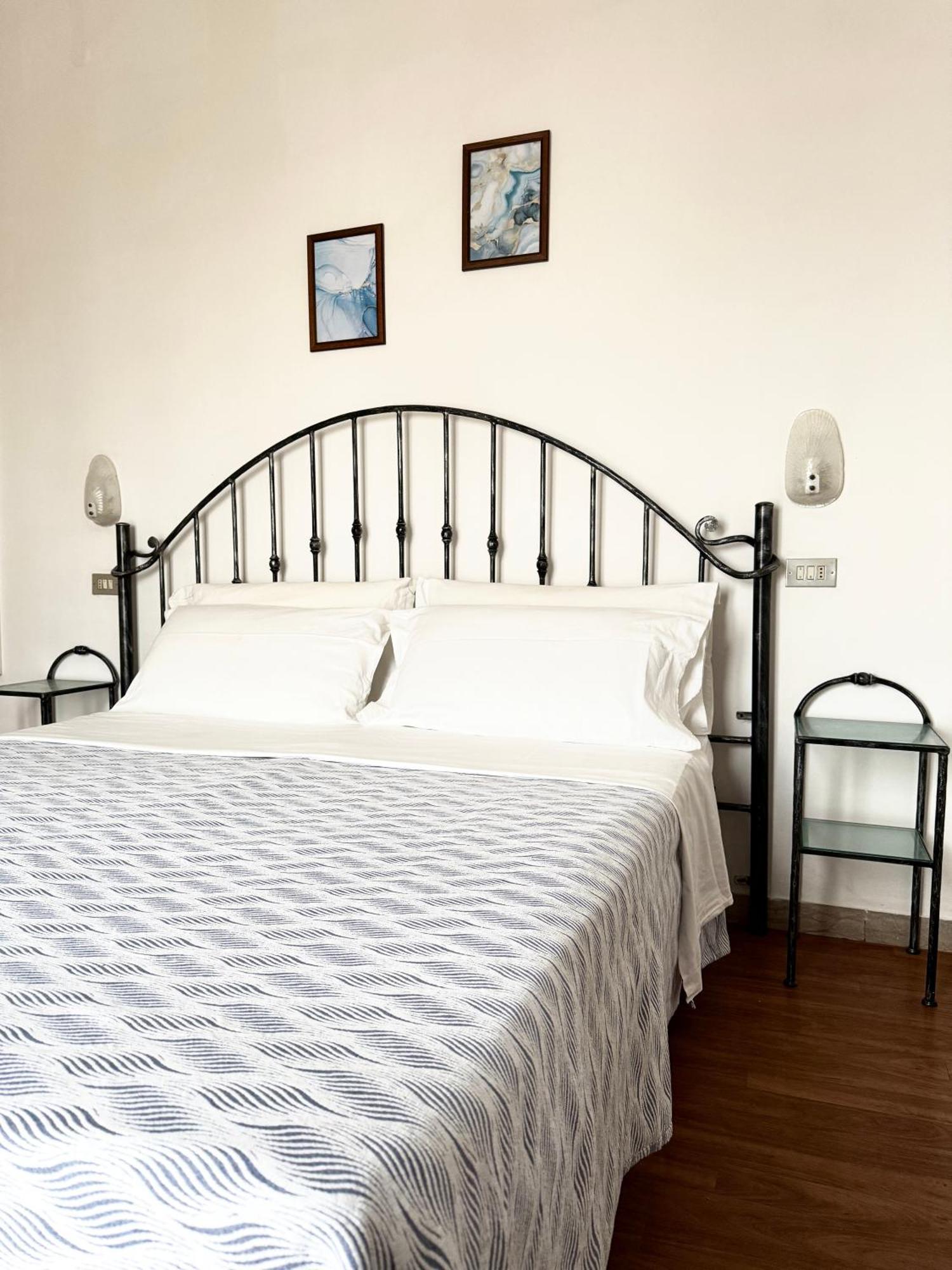 Triple Room Front Sea View