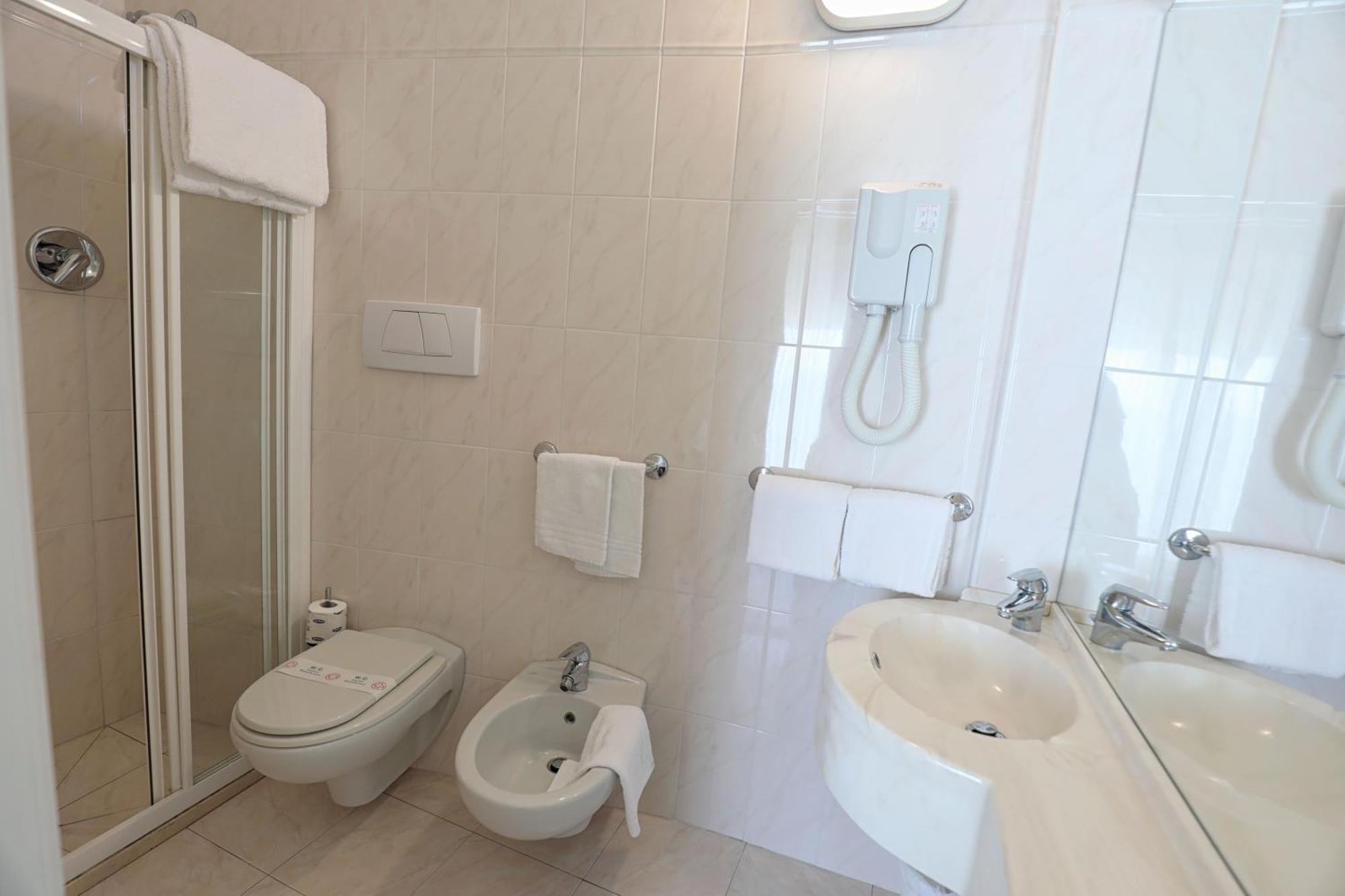 Quadruple Room Sea View