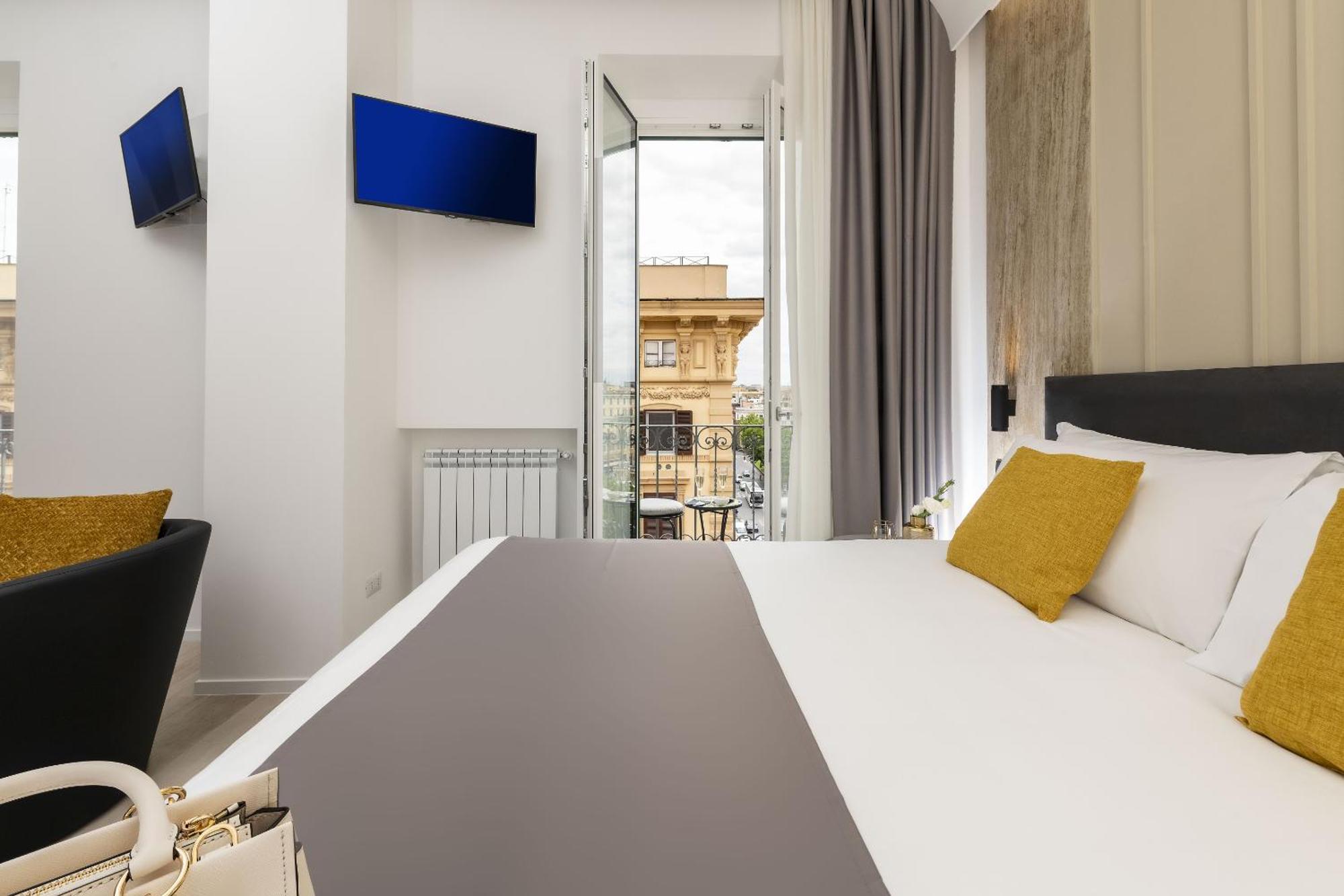 Deluxe Quadruple Room