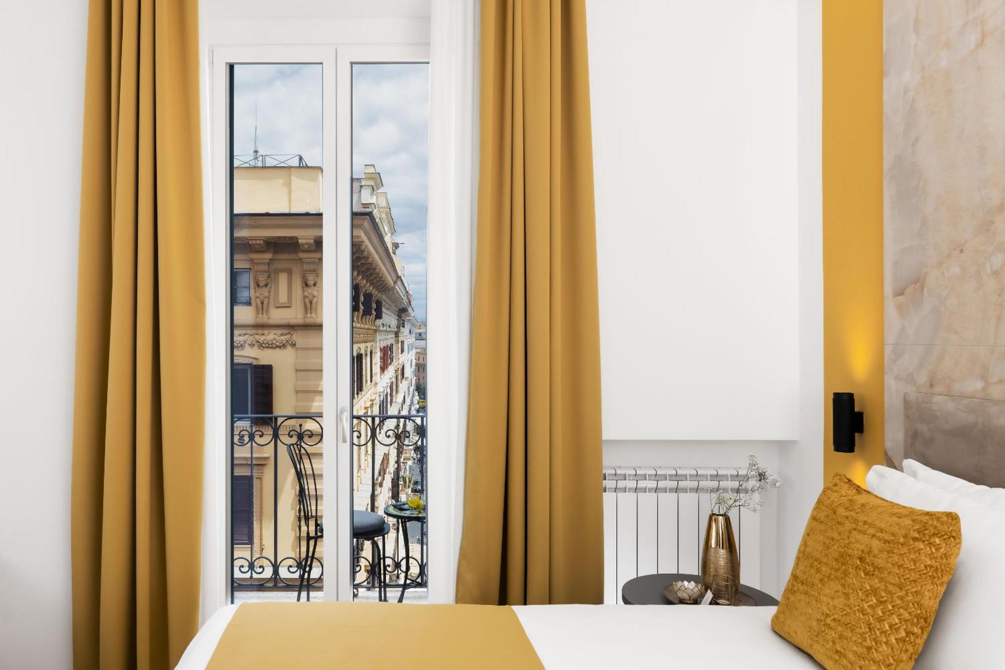 Triple Room Balcony