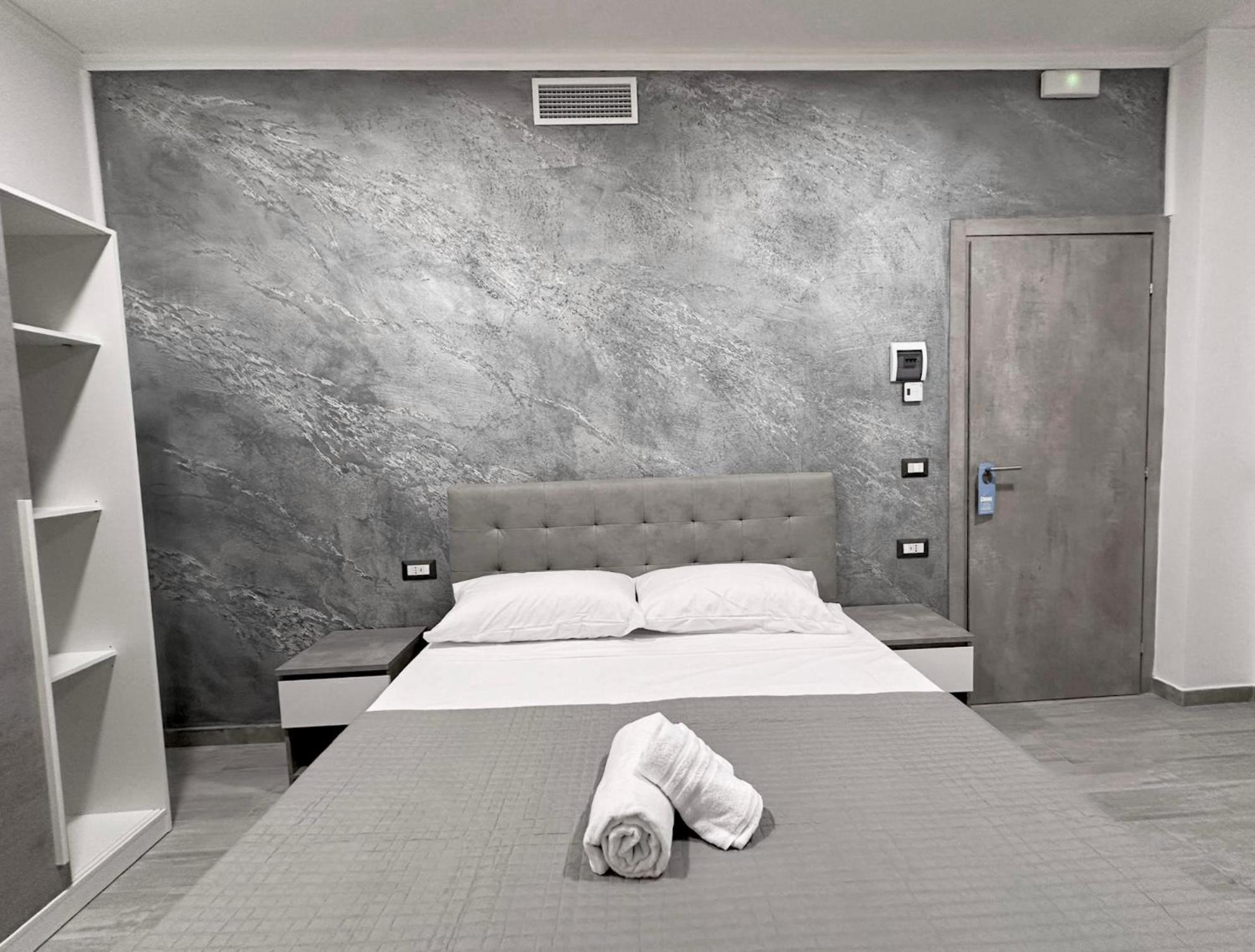 Double Room,1646262115:JPEG