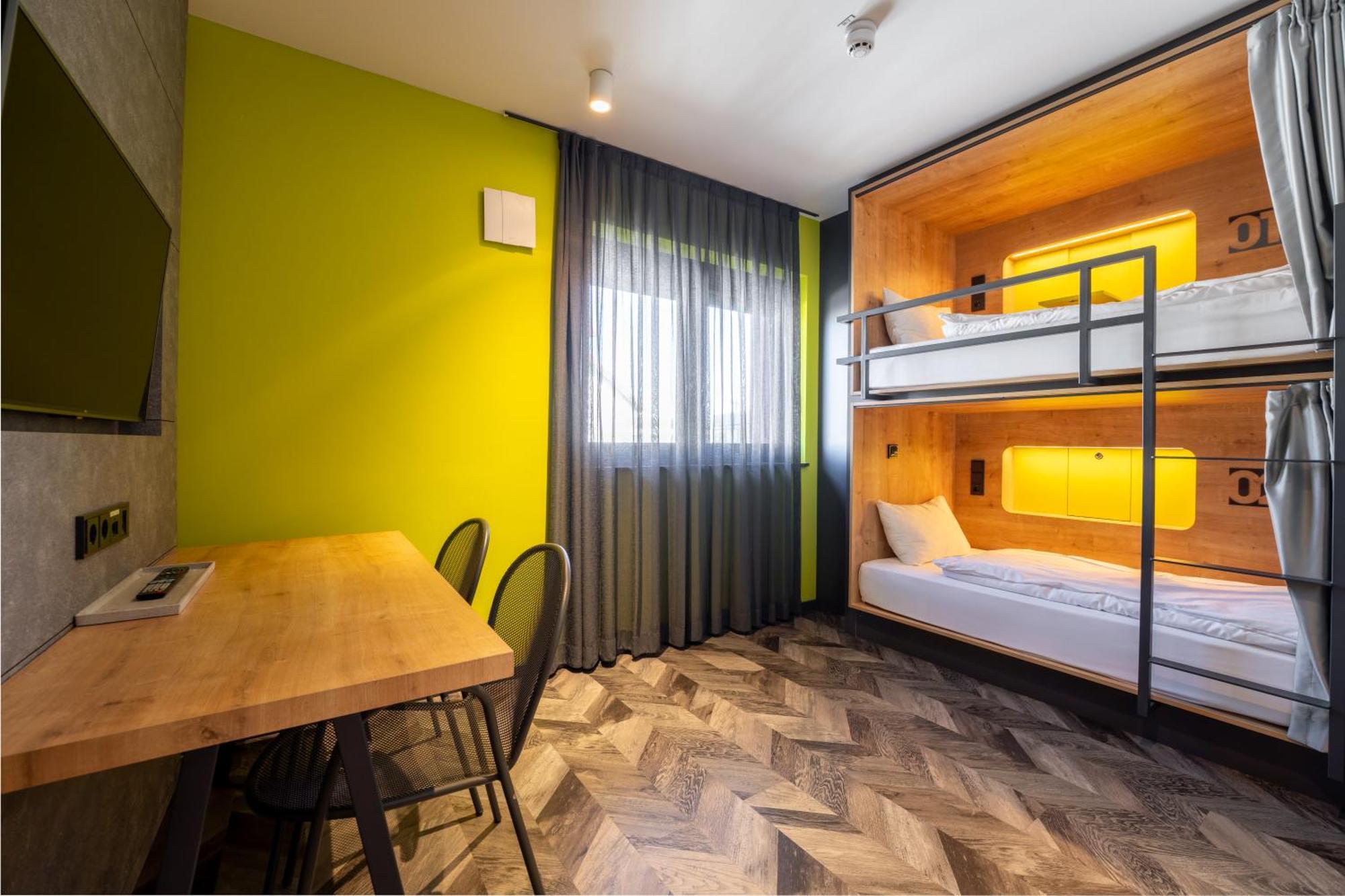 Camera Familiare con Bagno