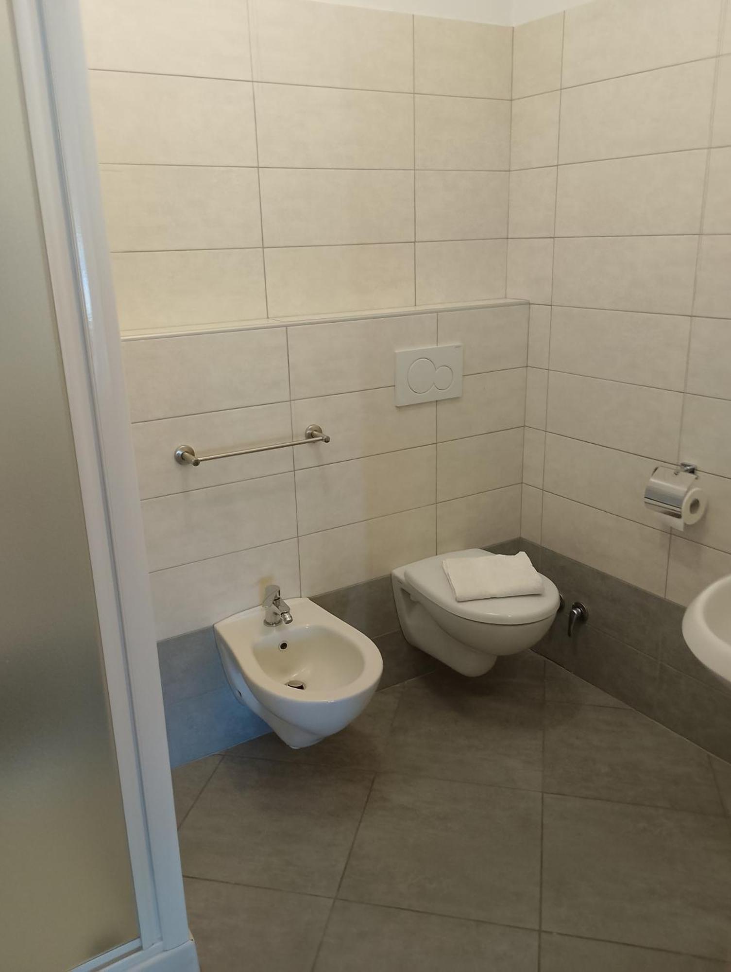 Deluxe Double or Twin Room,1646876300:JPEG