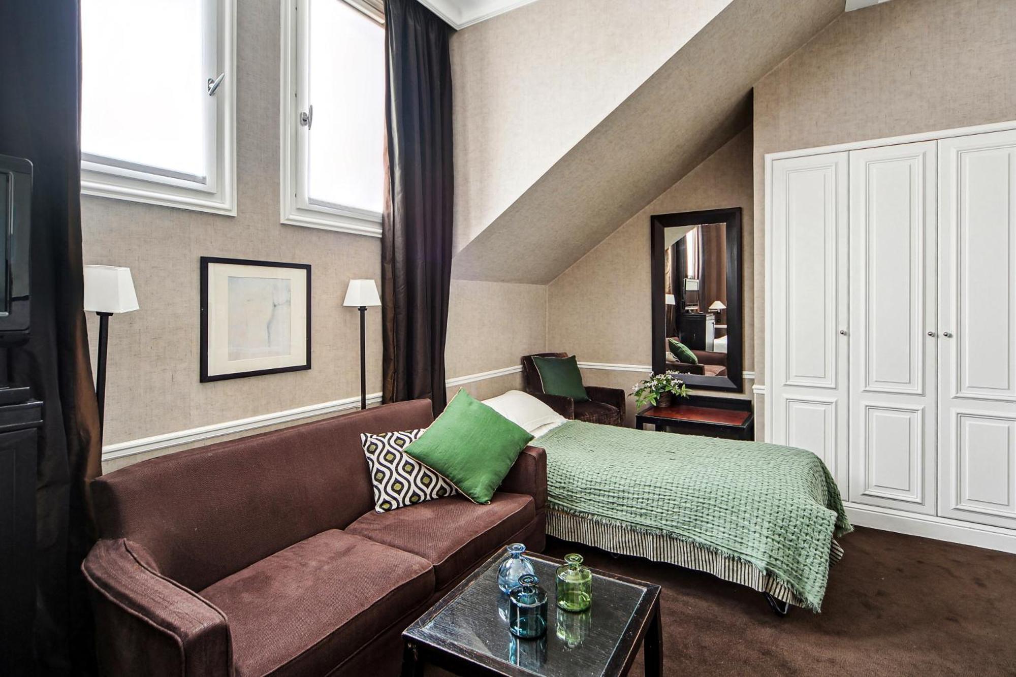 Two Connecting Double Rooms