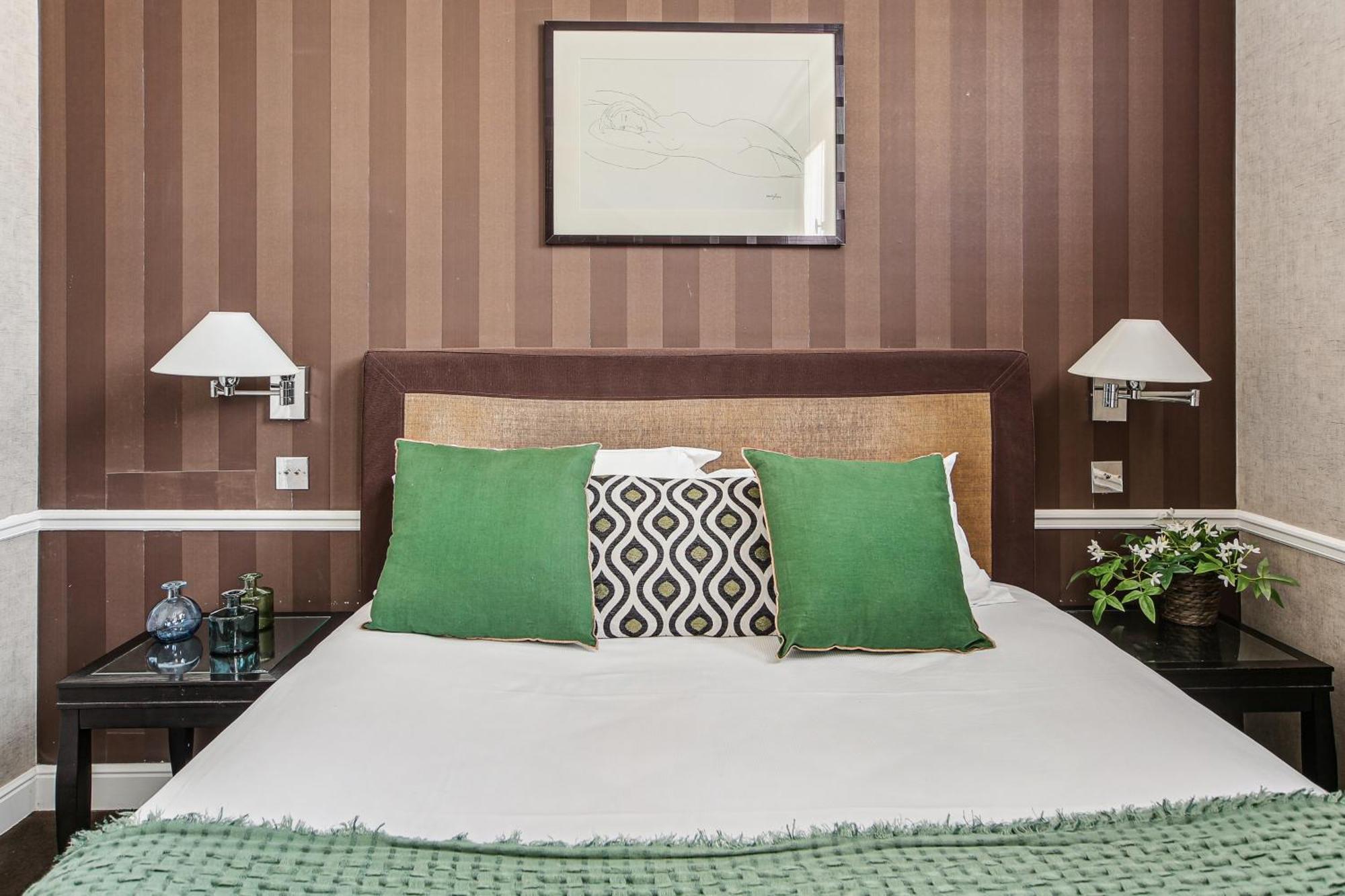 Two Connecting Double Rooms
