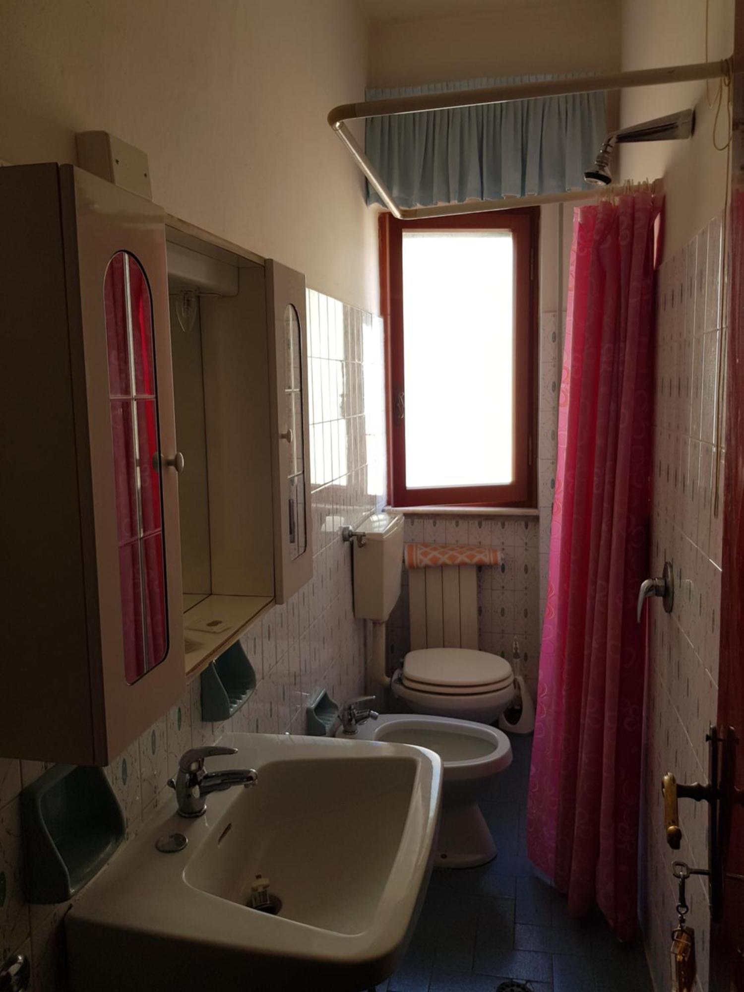 Camera Singola con Bagno Privato Esterno