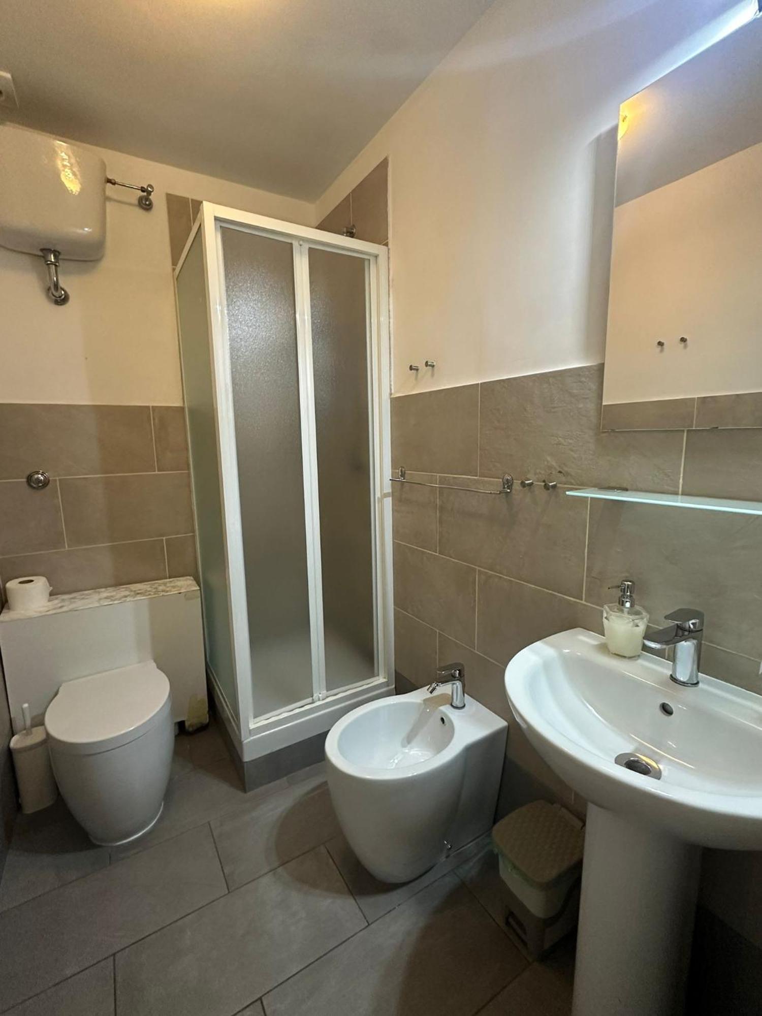 Camera Matrimoniale con Bagno Privato