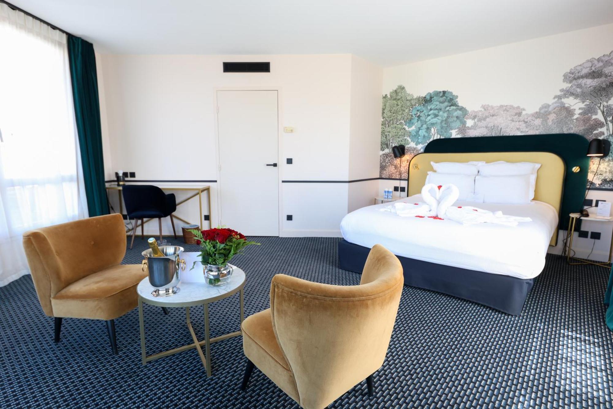 Queen Suite Panoramic View