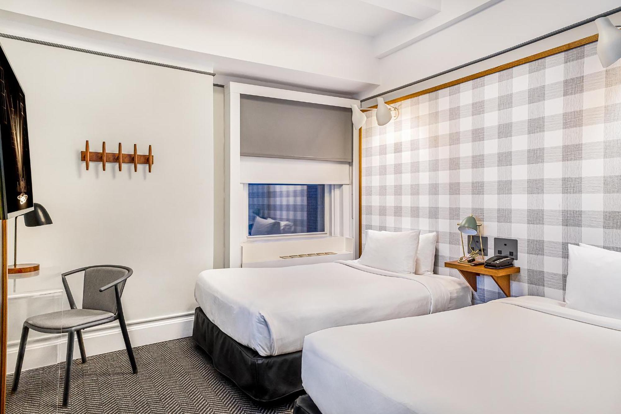 Superior Room 2 Twin Beds