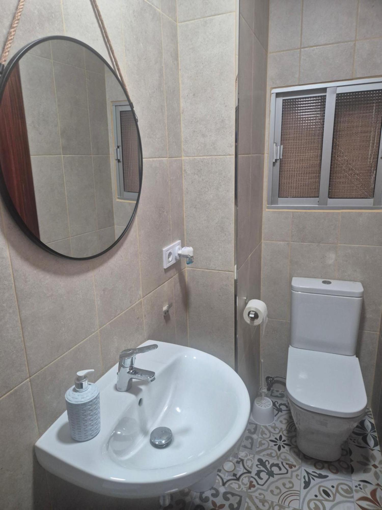Camera Quadrupla con Bagno in Comune