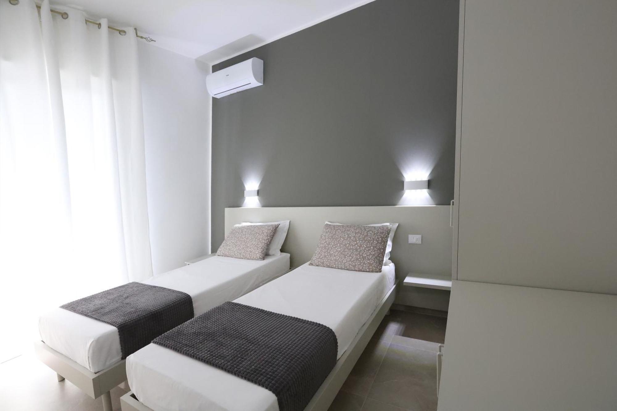 Camera Doppia con Letti Singoli con Balcone
