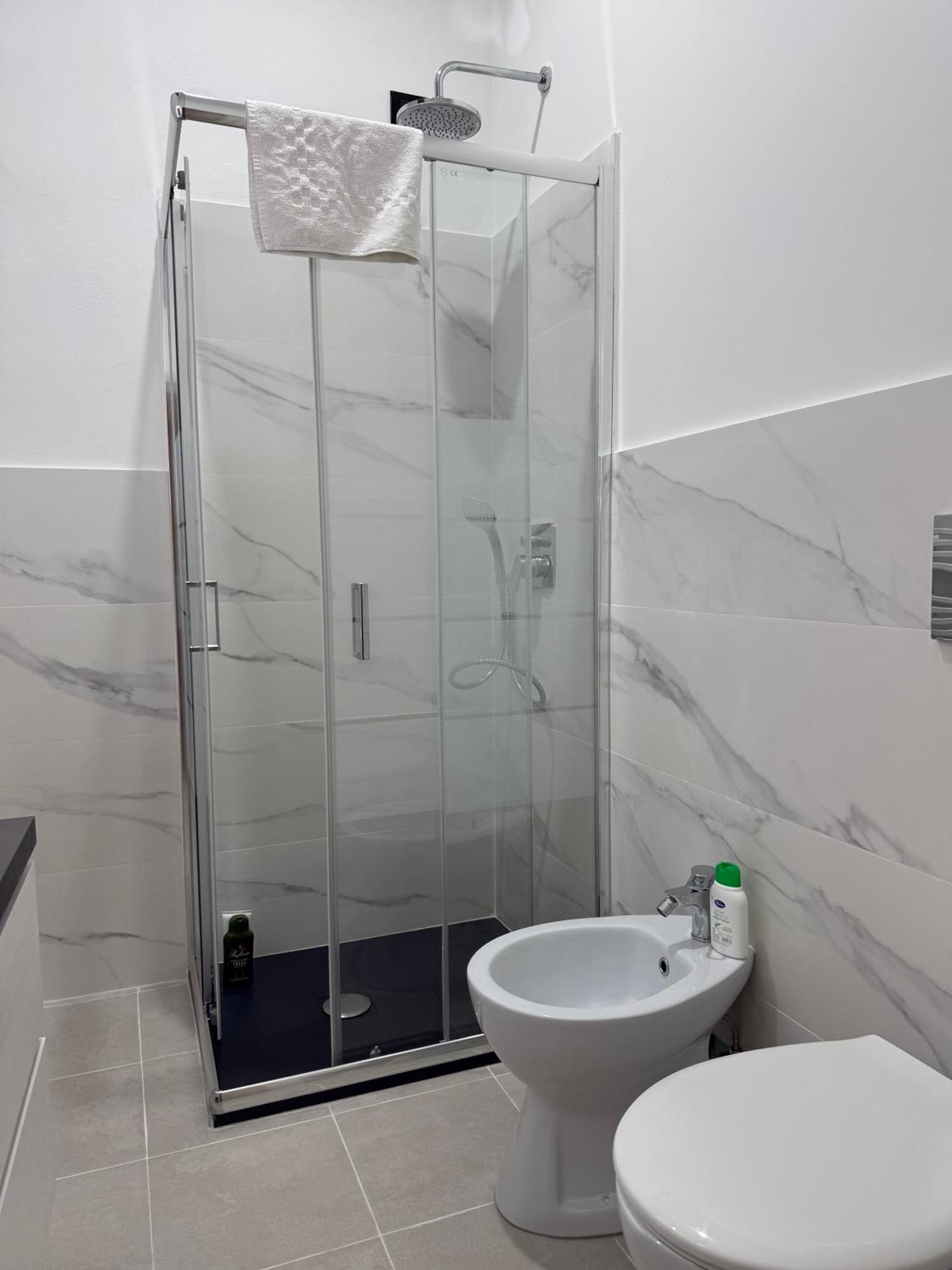 Standard Triple Room External Private Bathroom