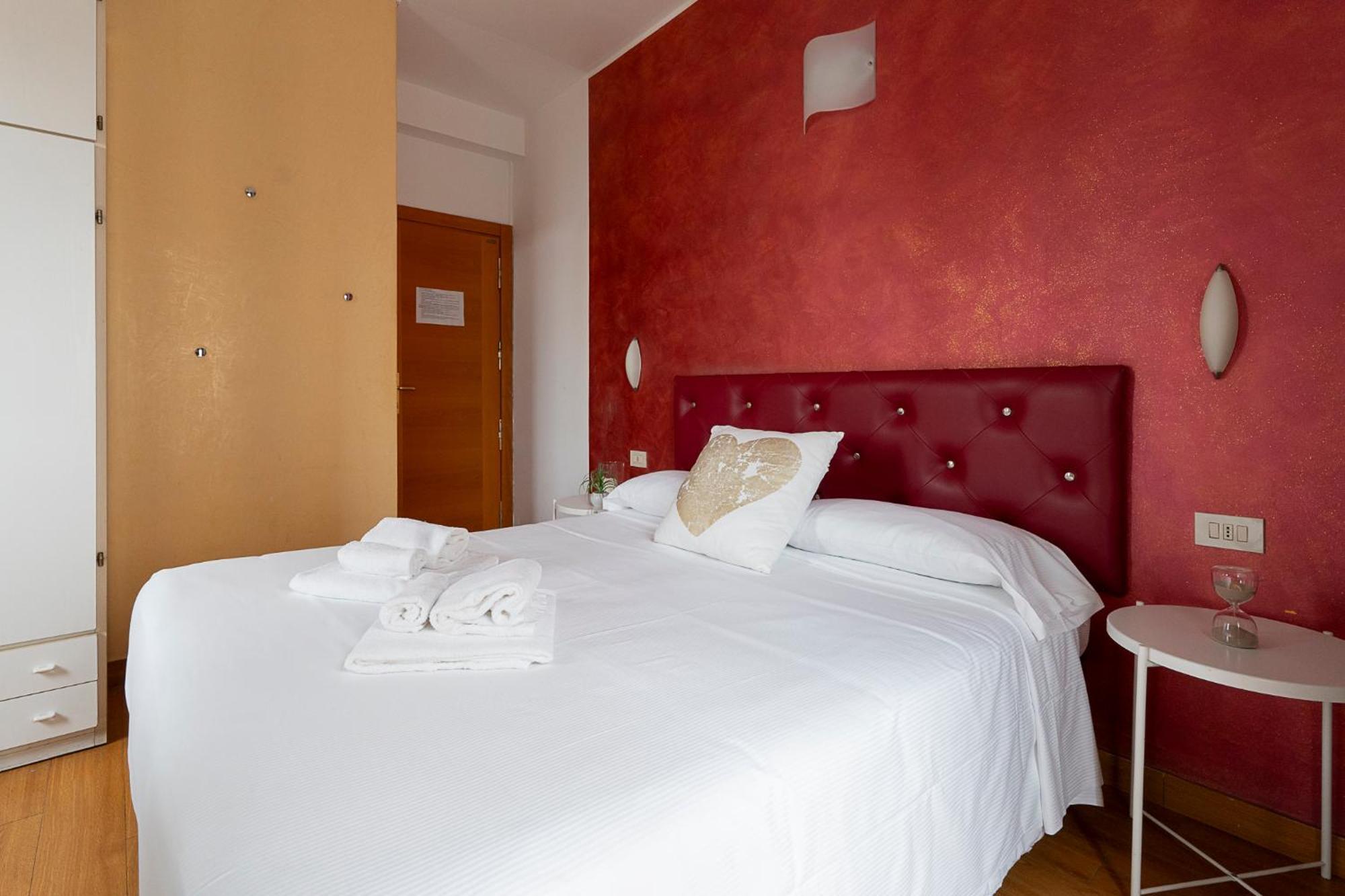 Economy Triple Room