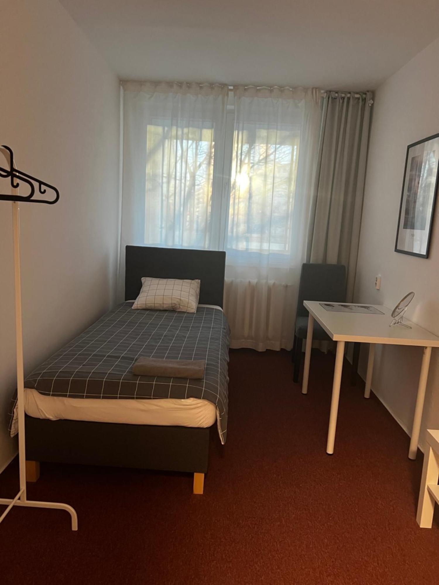 Budget Single Room