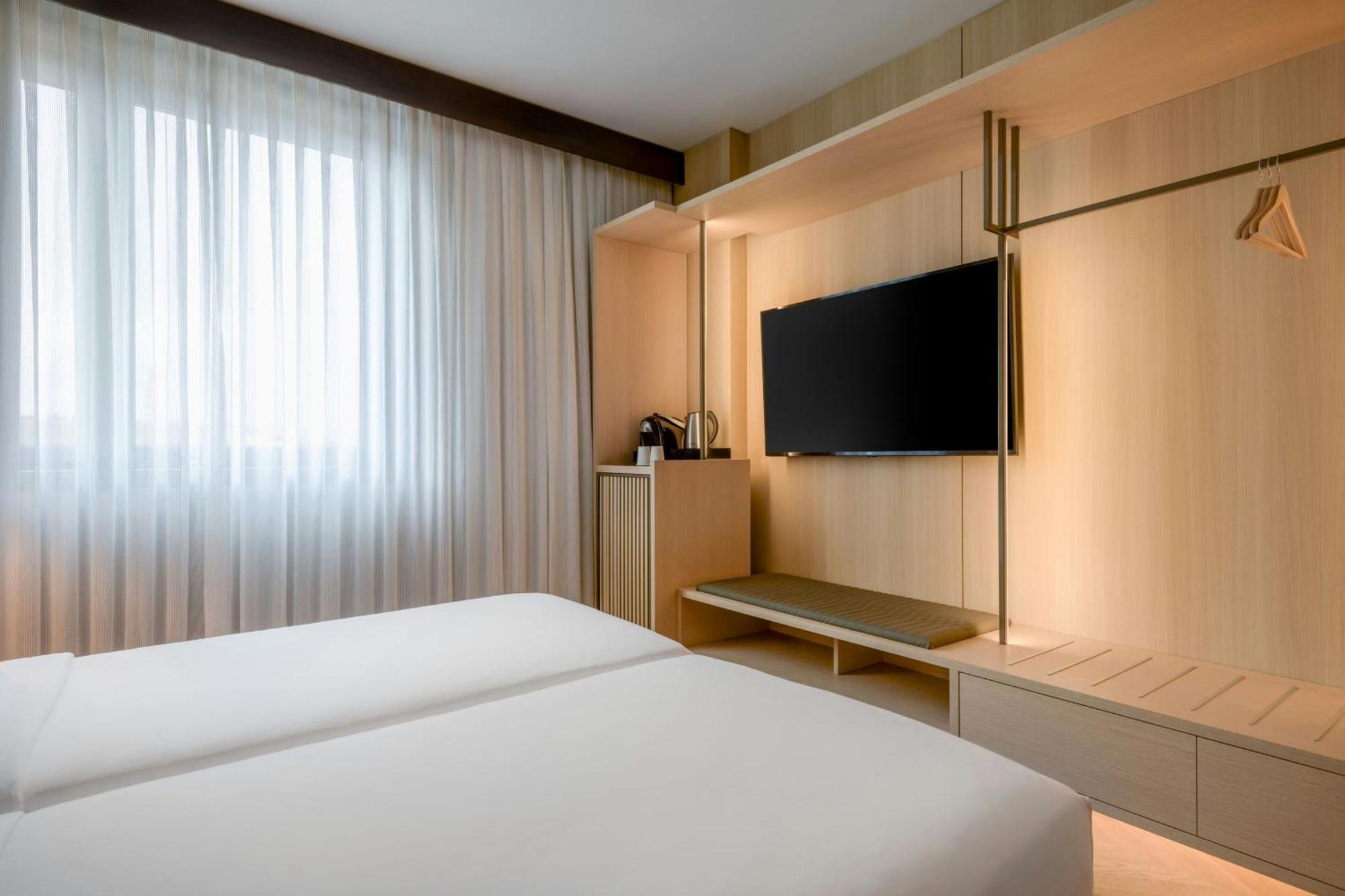 Standard Plus Twin Guest room 2 Twin or Single Beds