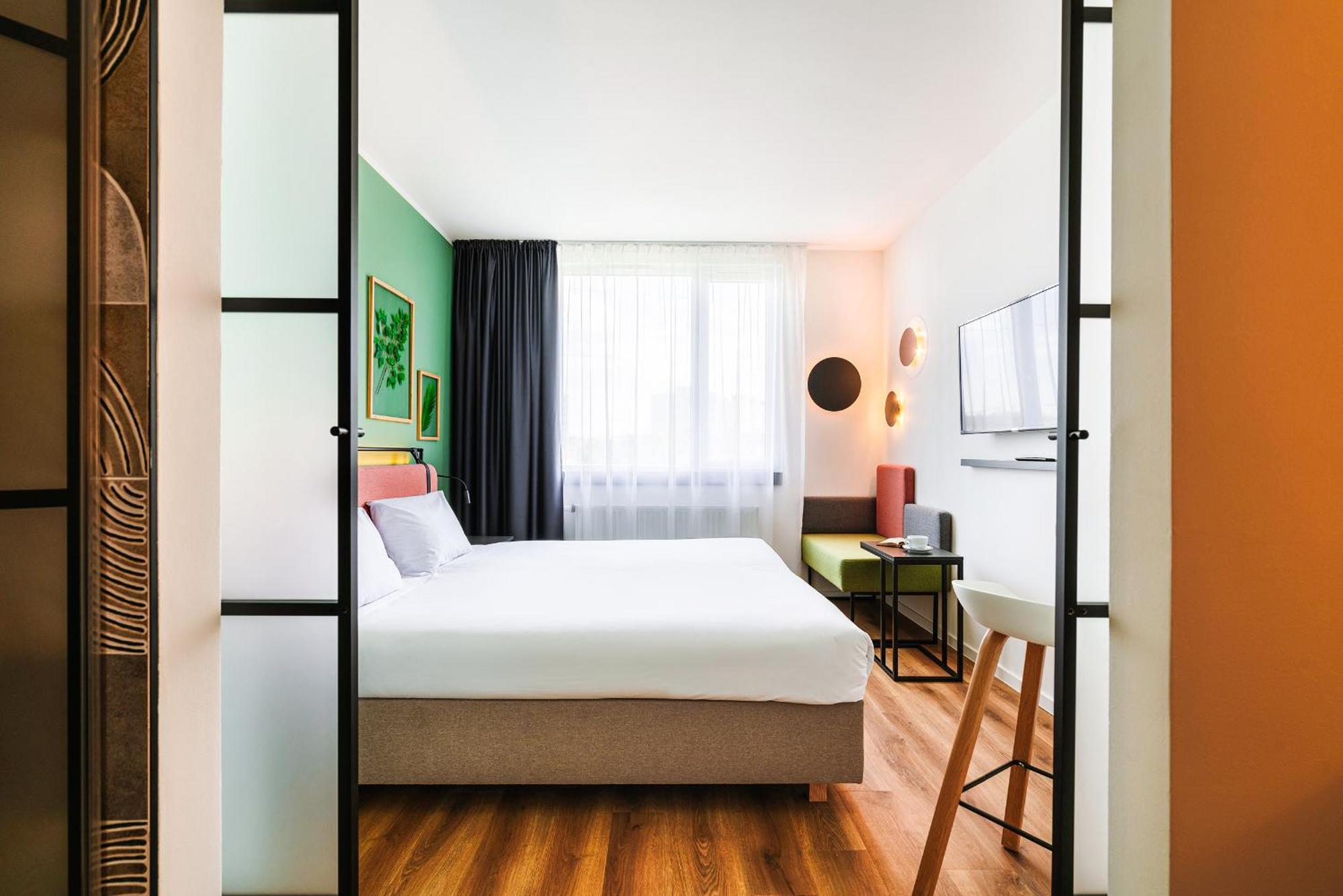 Standard Room 1 Double Bed