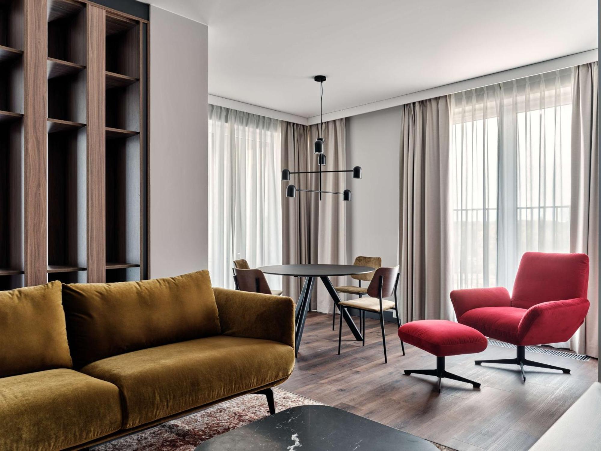 Two-Bedroom Apartment Terrace Annex Building
