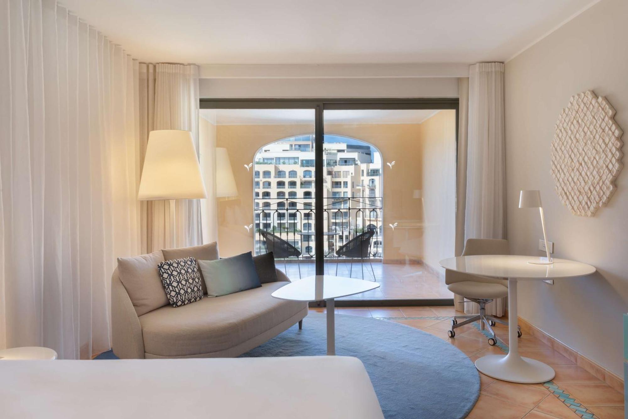 Executive King Room Marina View