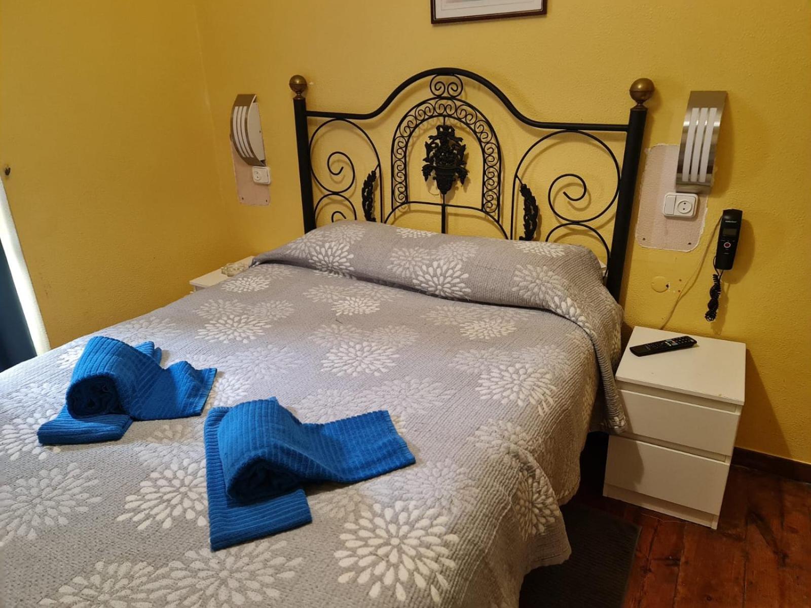 Double Room Private Bathroom