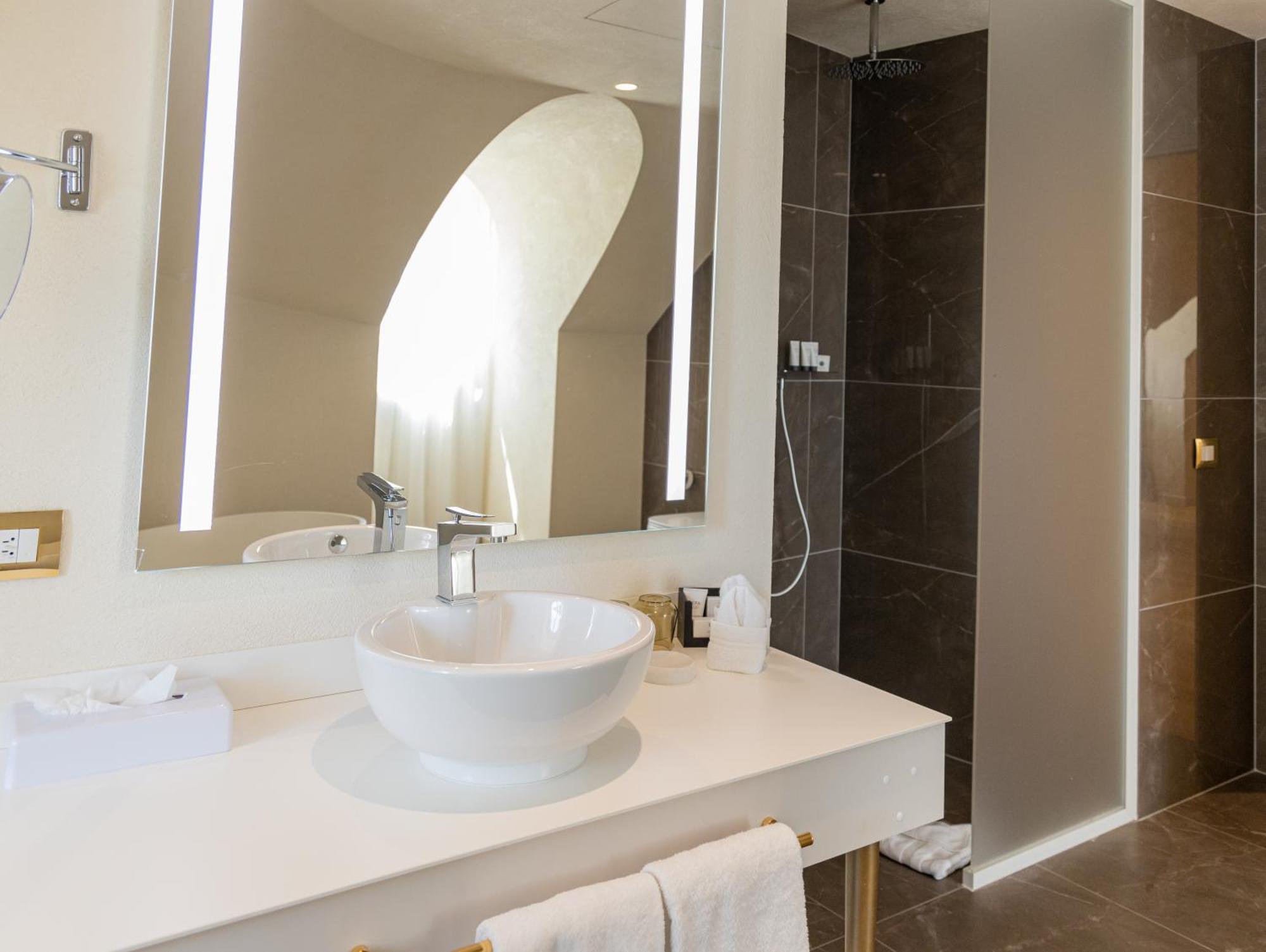 One-Bedroom Suite access to Spa