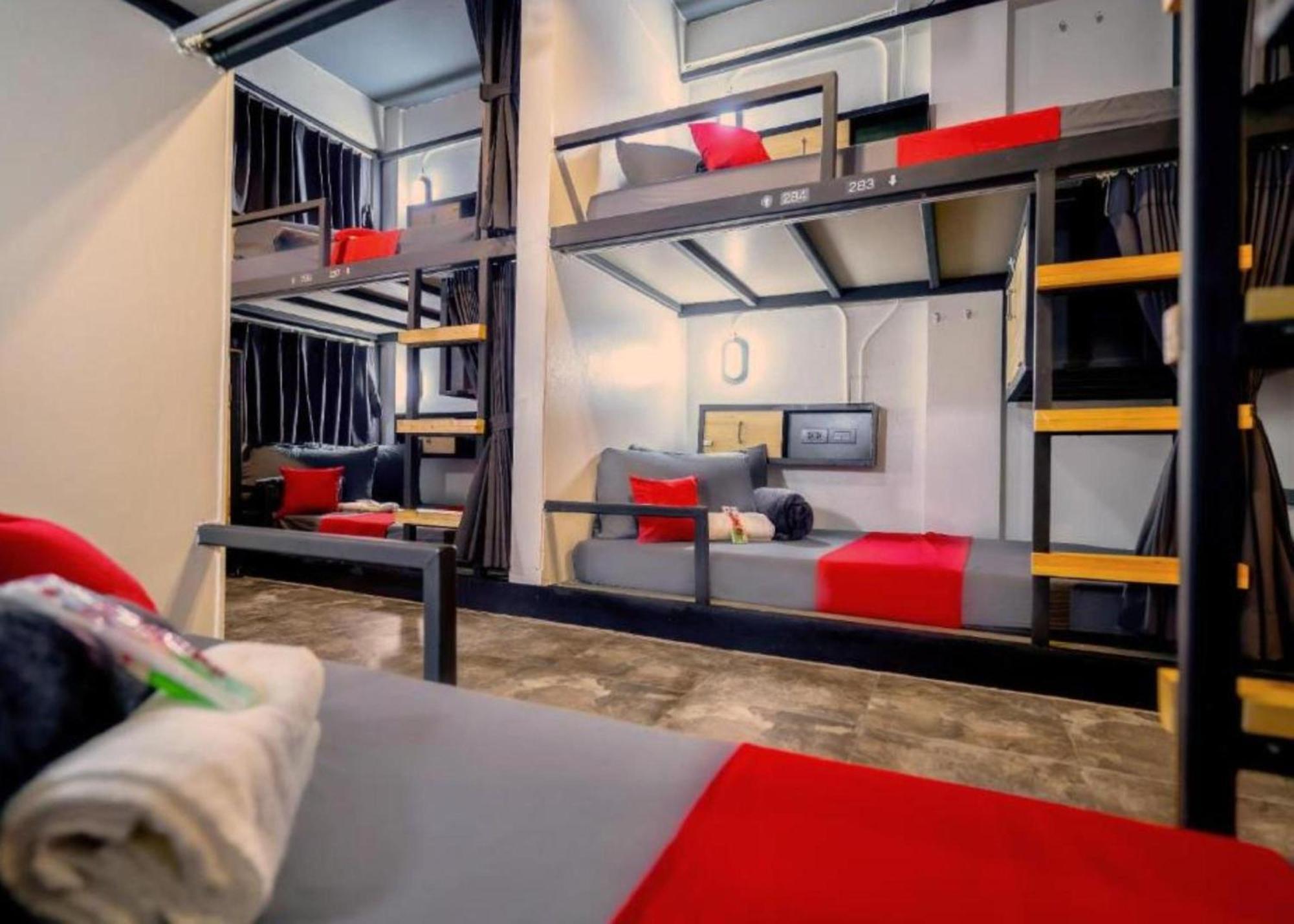 Letto a Castello in Dormitorio Femminile