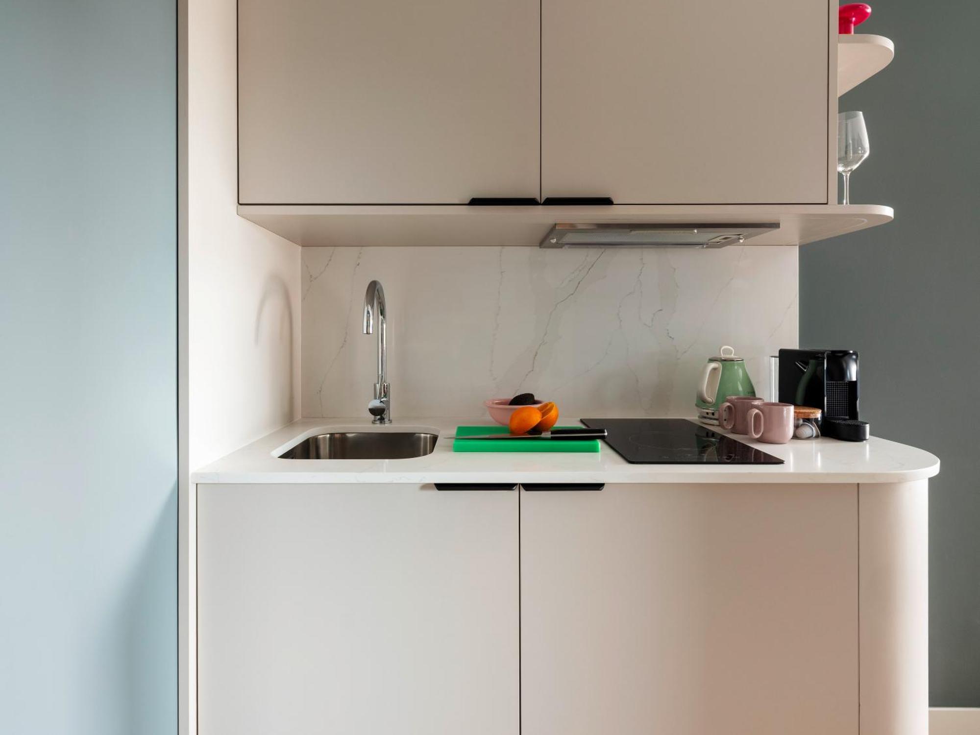 Medium Studio Kitchenette Terrace