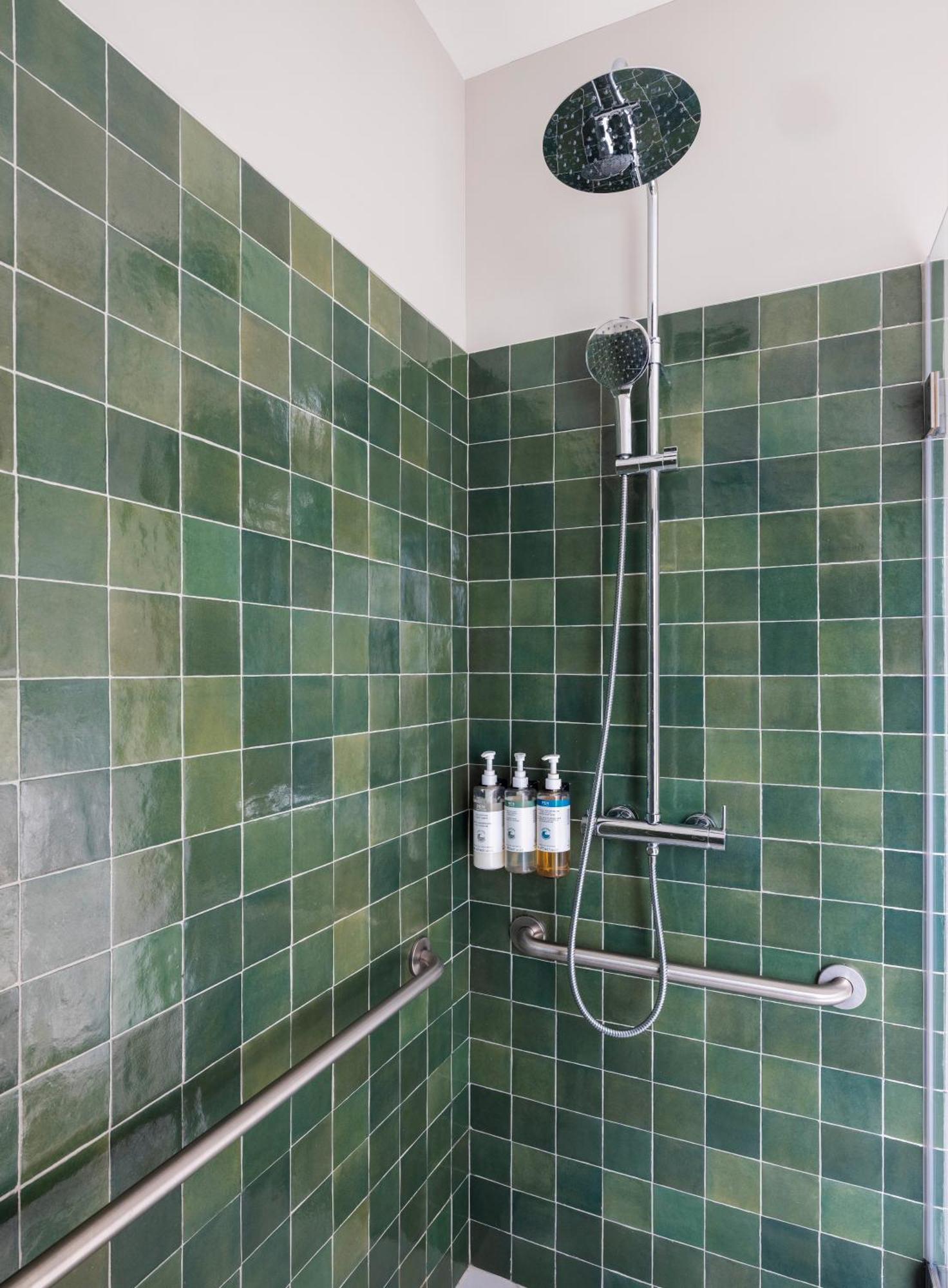 Large Studio Kitchenette Accessible
