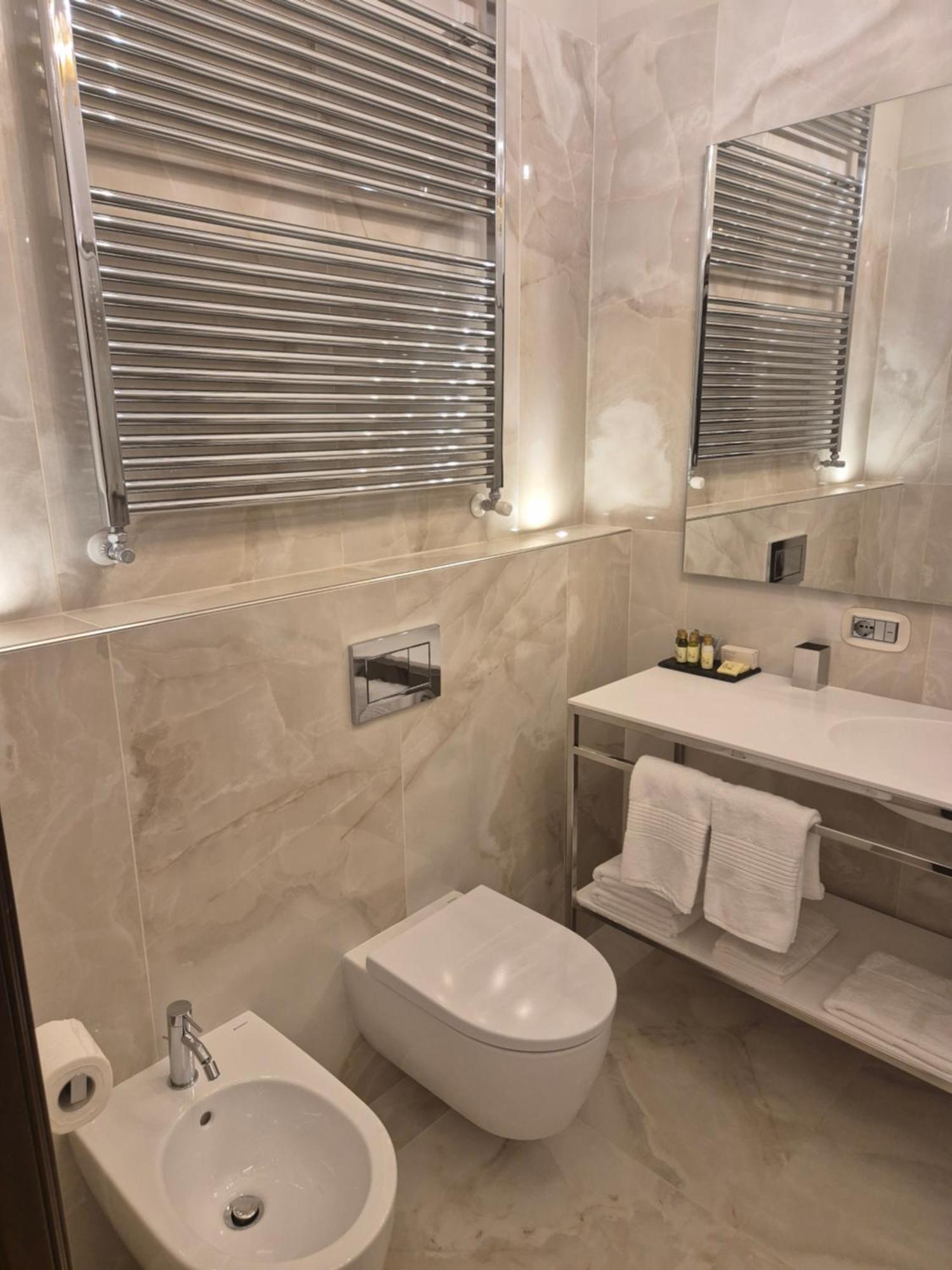 Appartamento Deluxe con 2 Camere da Letto e Balcone