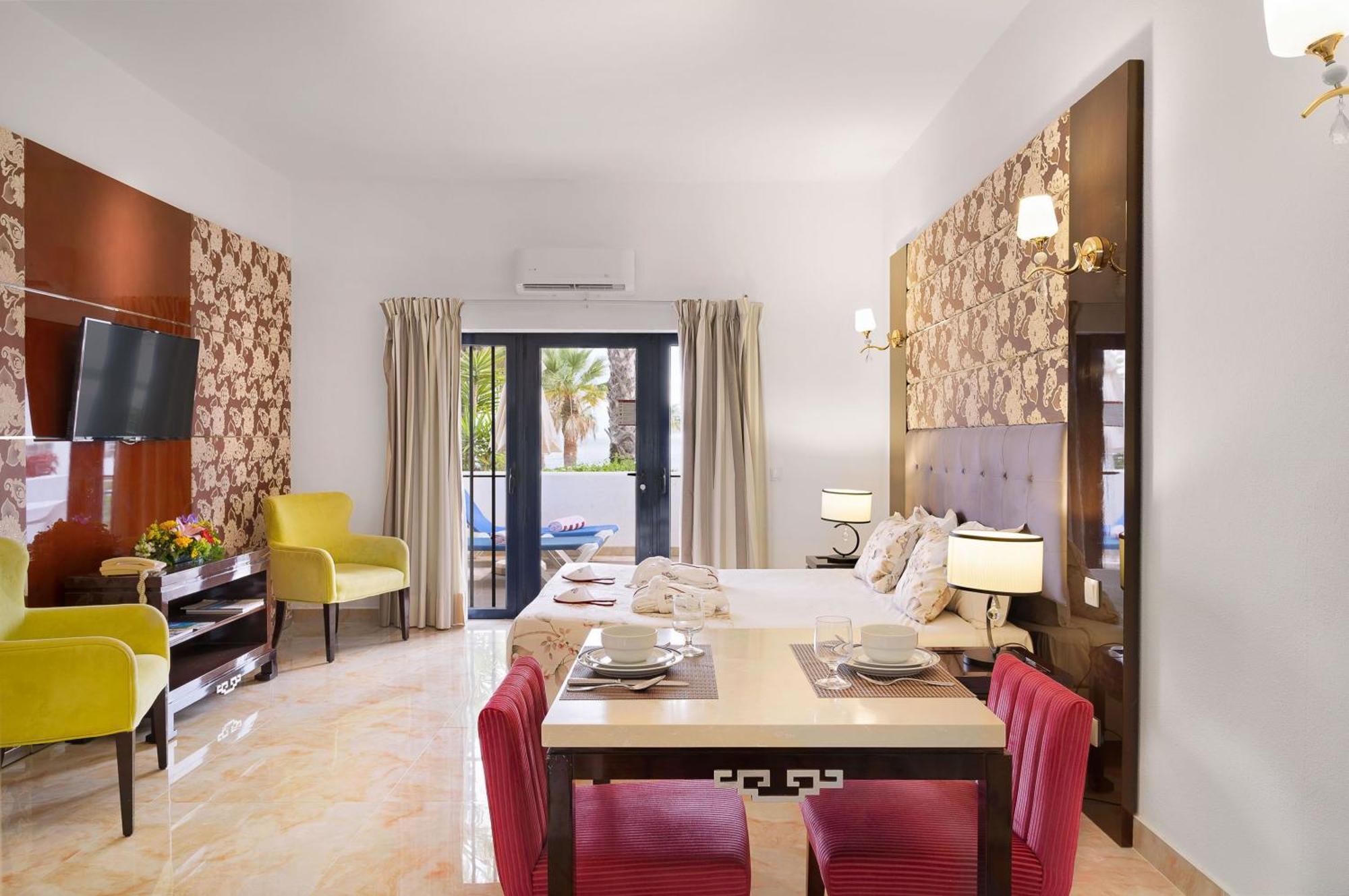 Deluxe Studio Apartment All Inclusive Signature