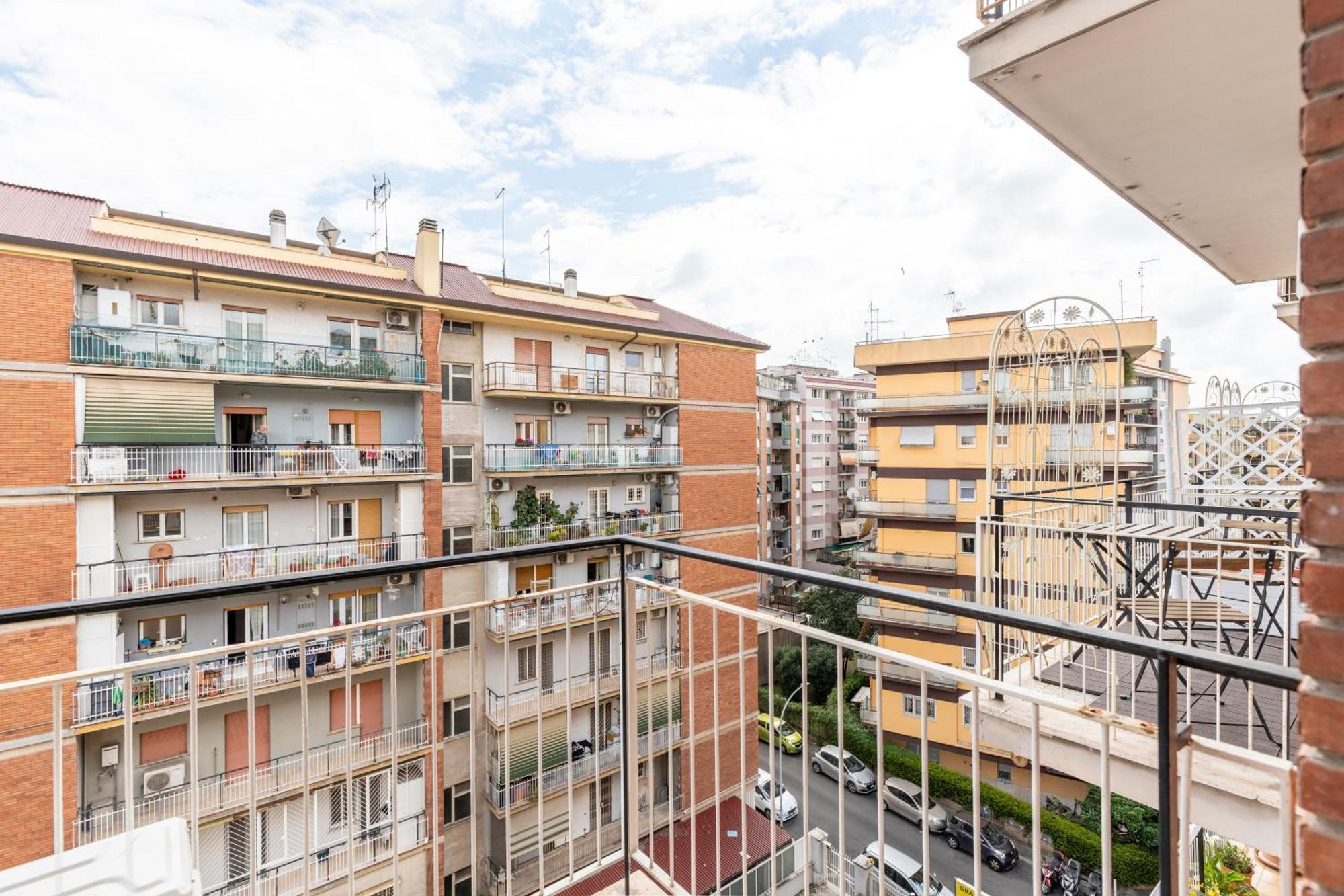 Camera Matrimoniale con Balcone