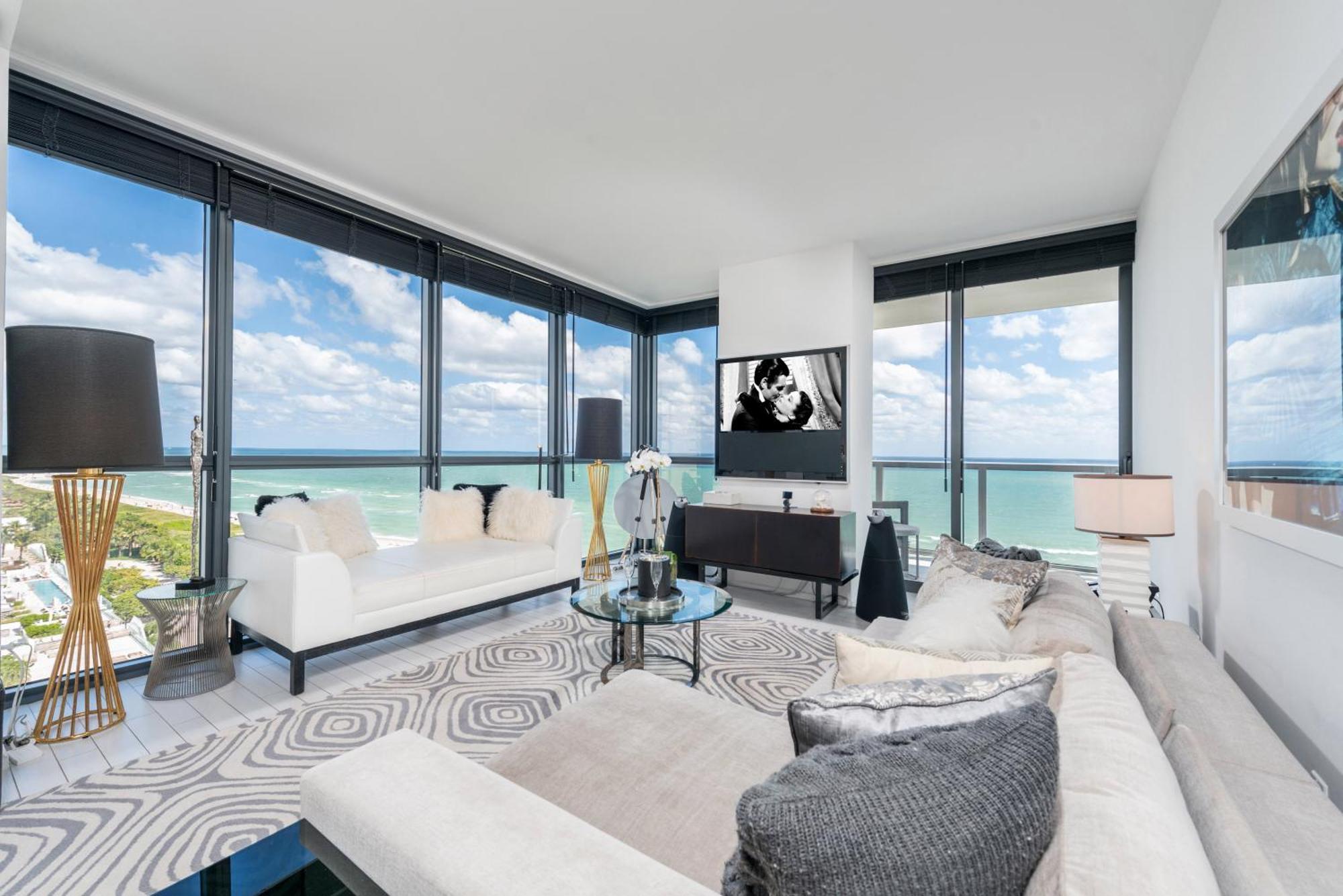 Suite con 3 Camere da Letto e Vista Oceano