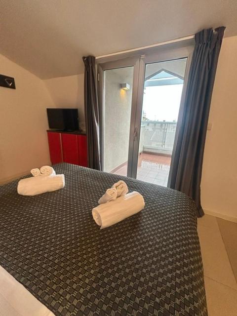 Standard Apartment