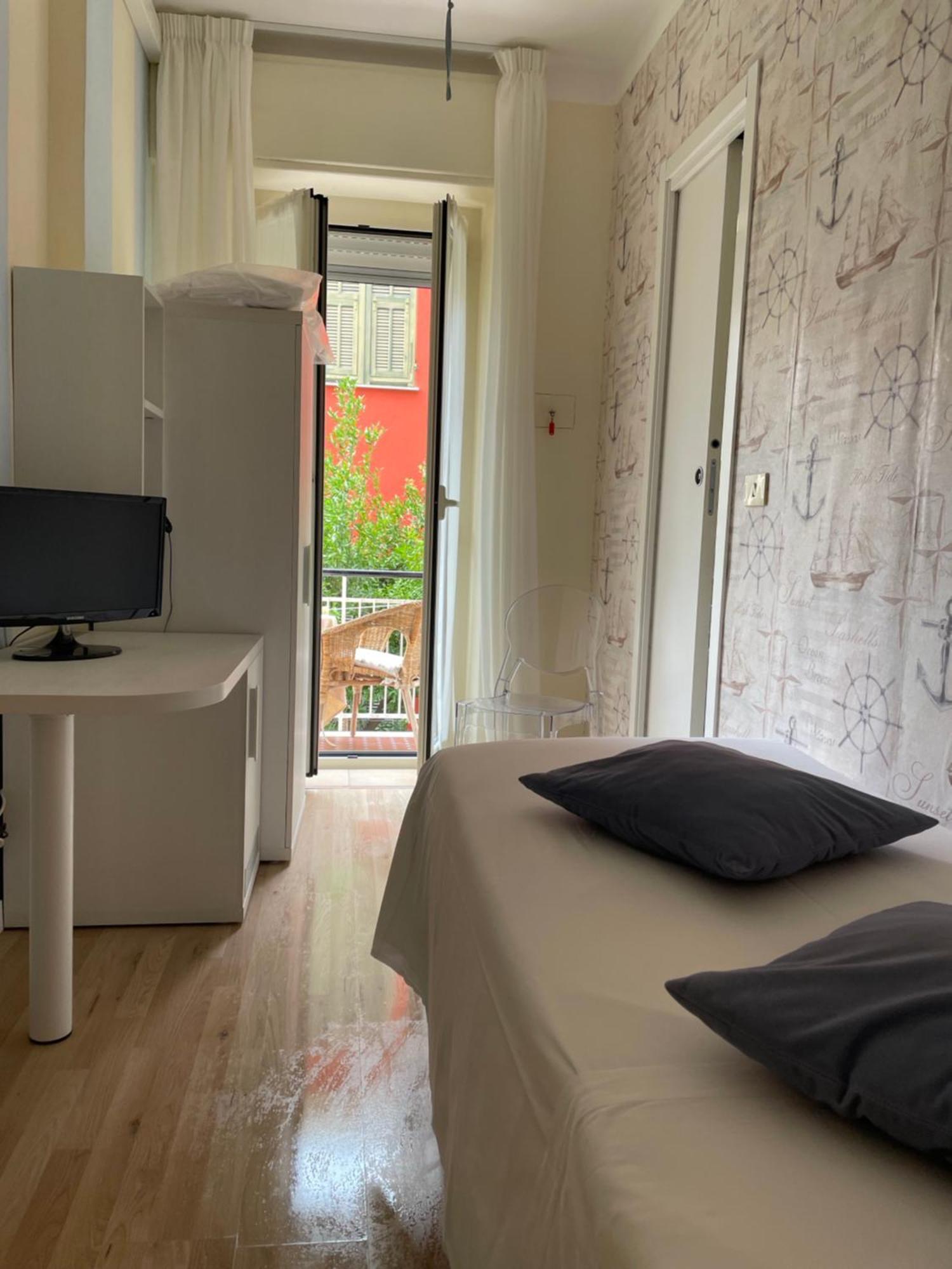 Camera Singola con Bagno Privato