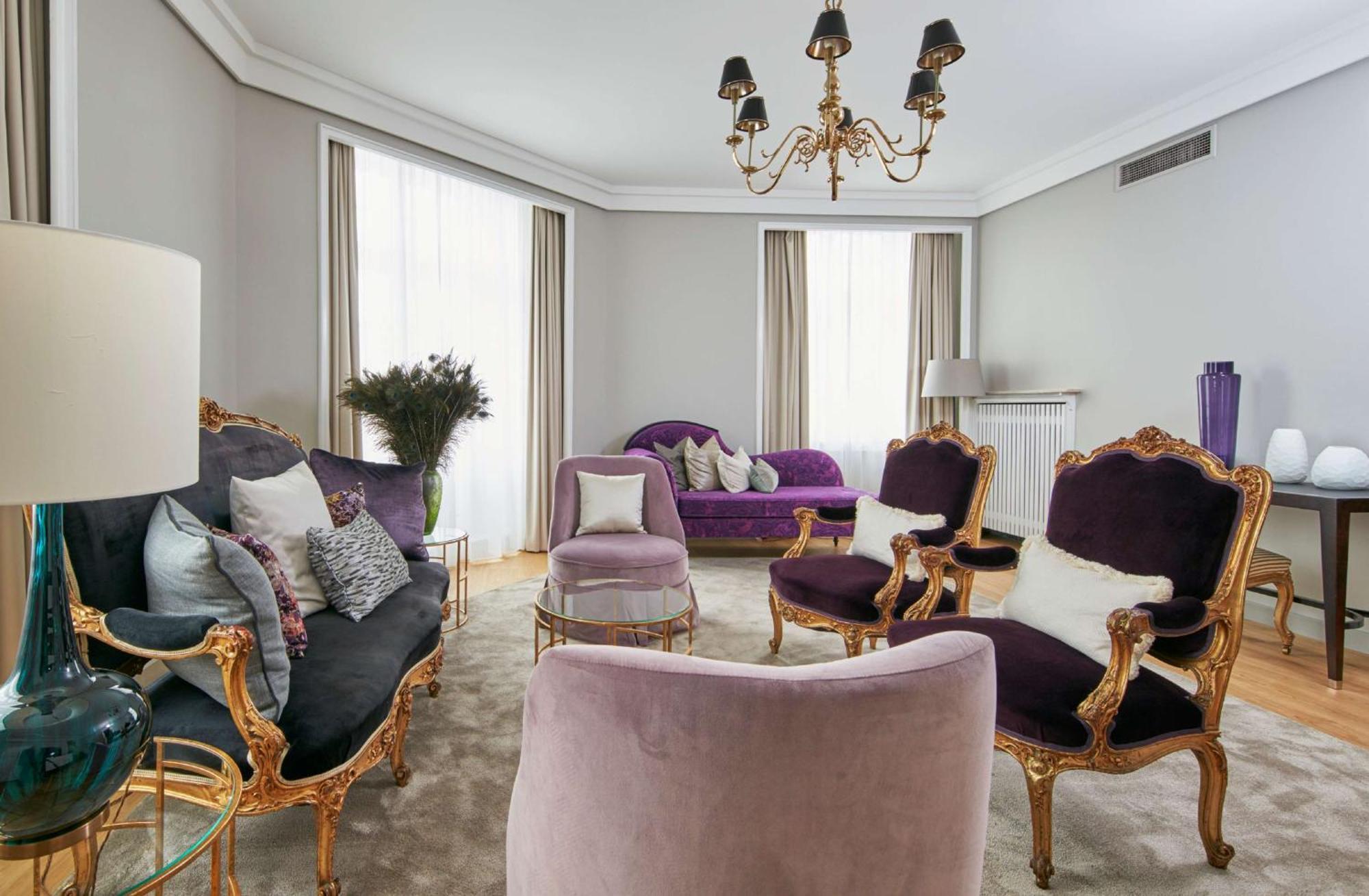 Signature Suite