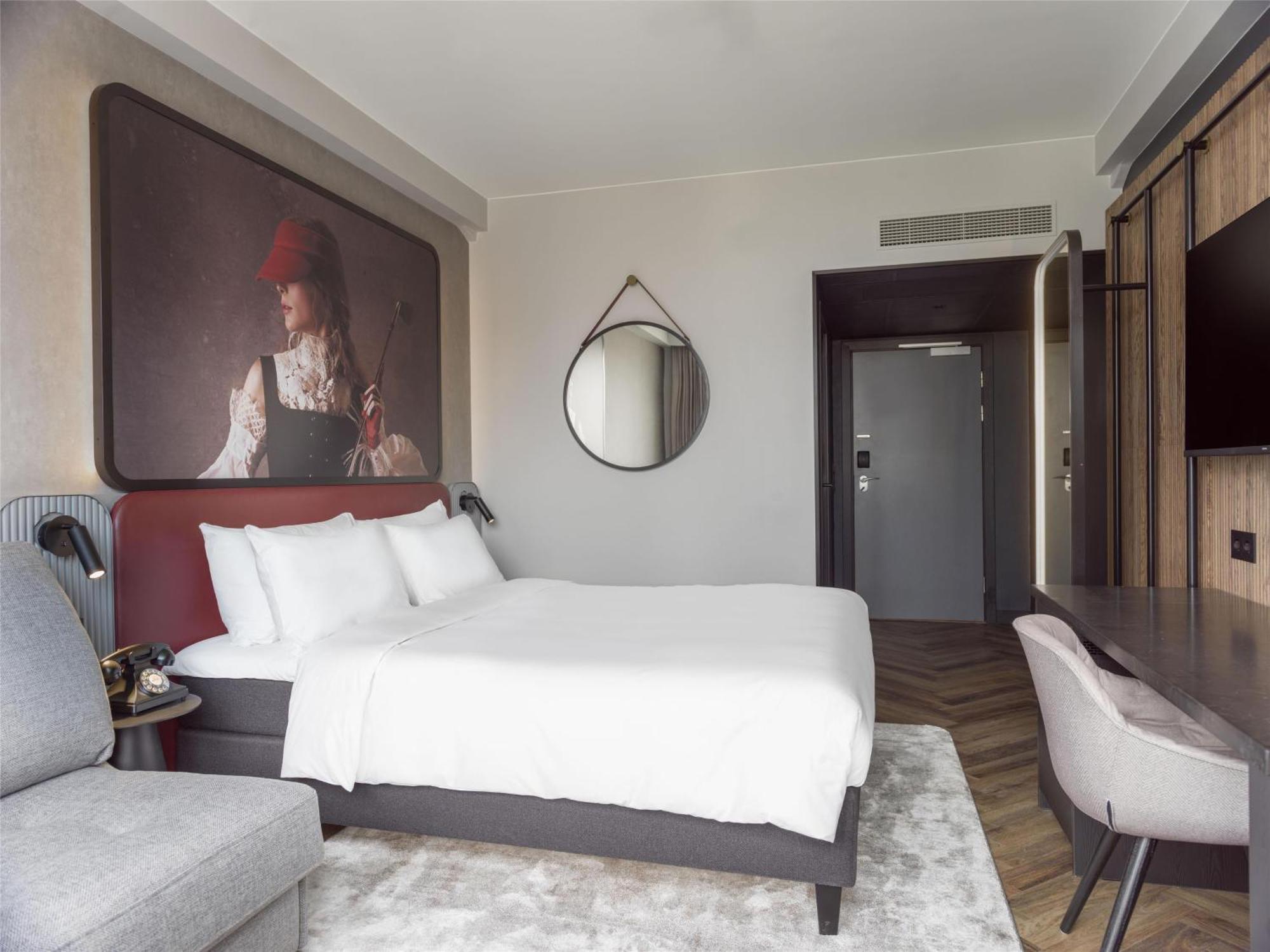 Net Zero Superior Room