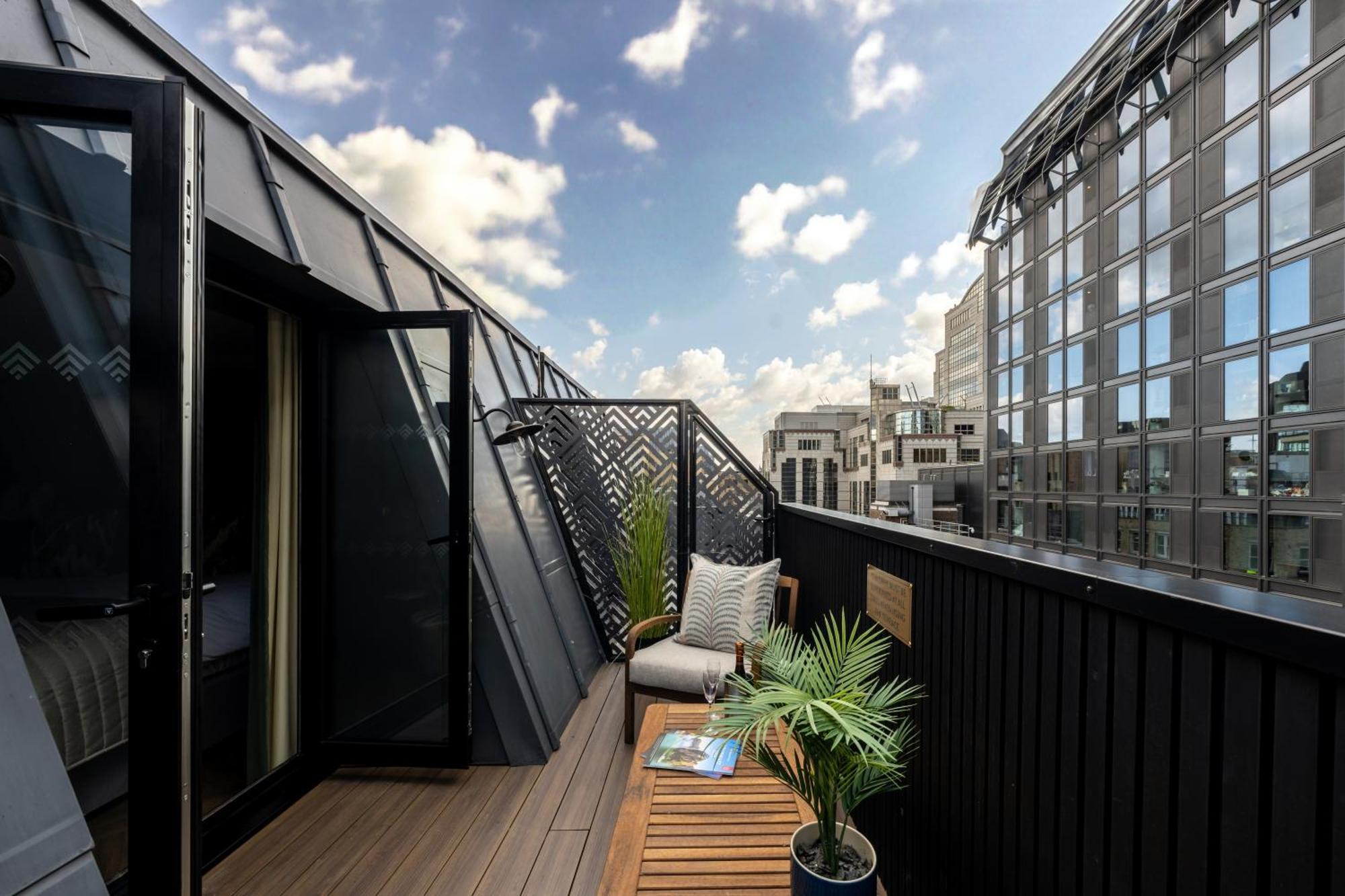 Deluxe Double Room Roof Terrace