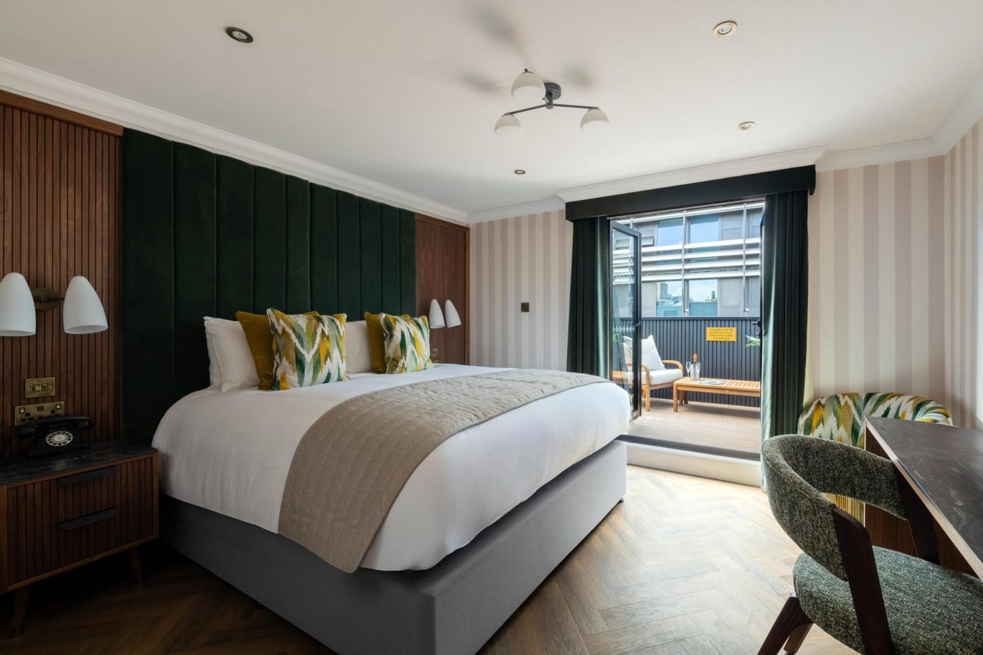 Deluxe Double Room Roof Terrace