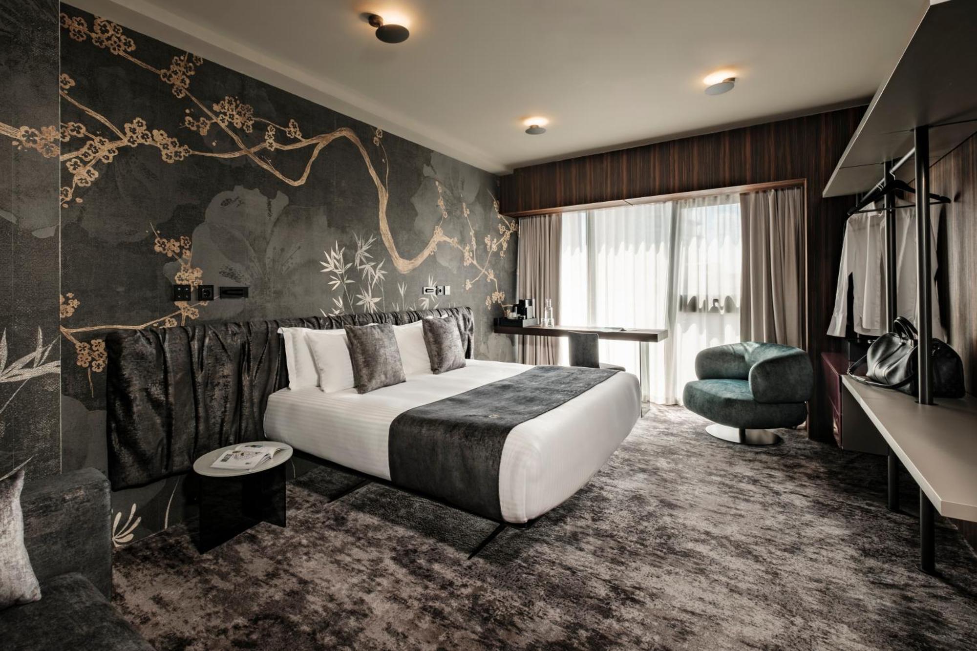 Superior Suite
