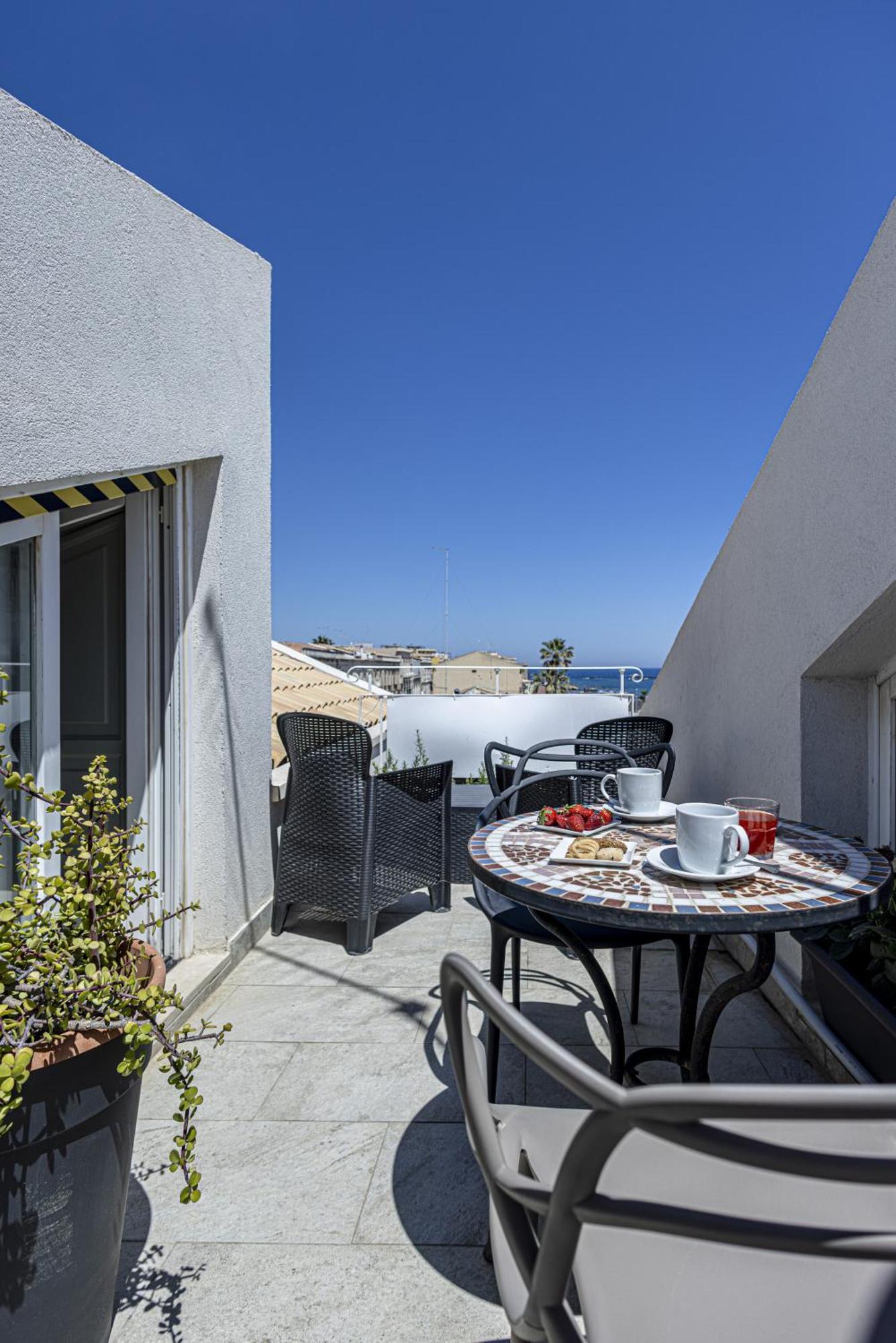Deluxe Suite Balcony