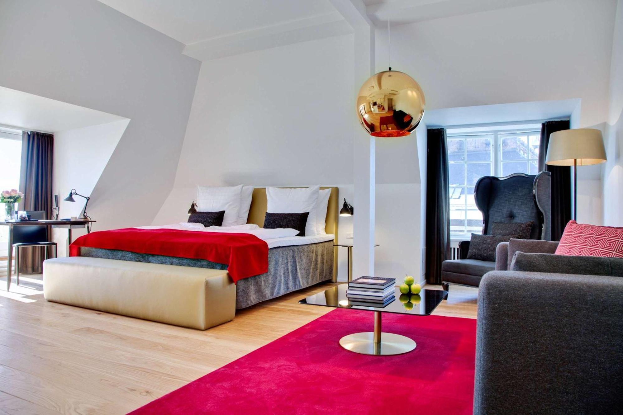 Superior Double Room City View