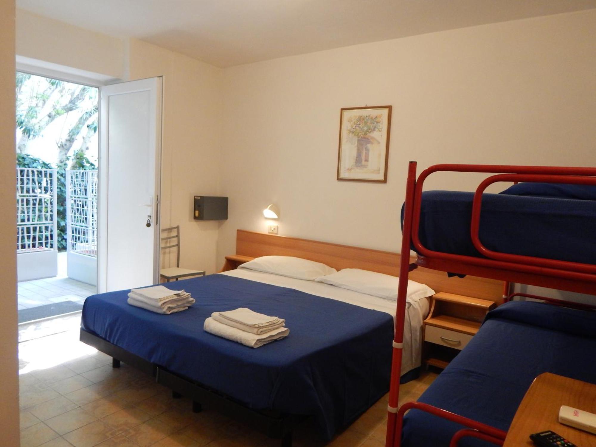 Economy Quadruple Room