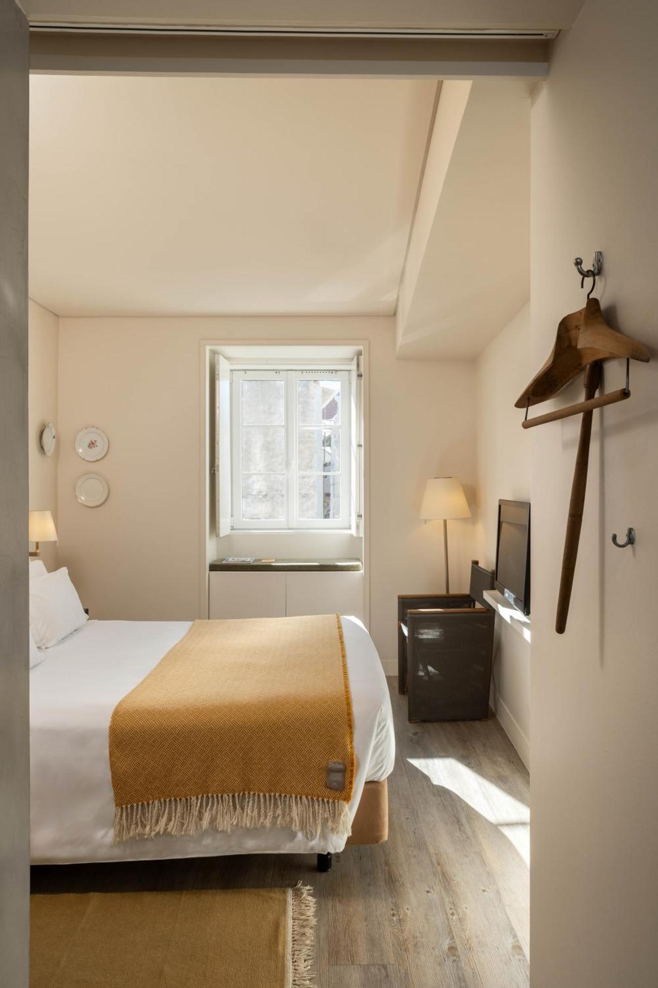 Standard Twin or Double Room
