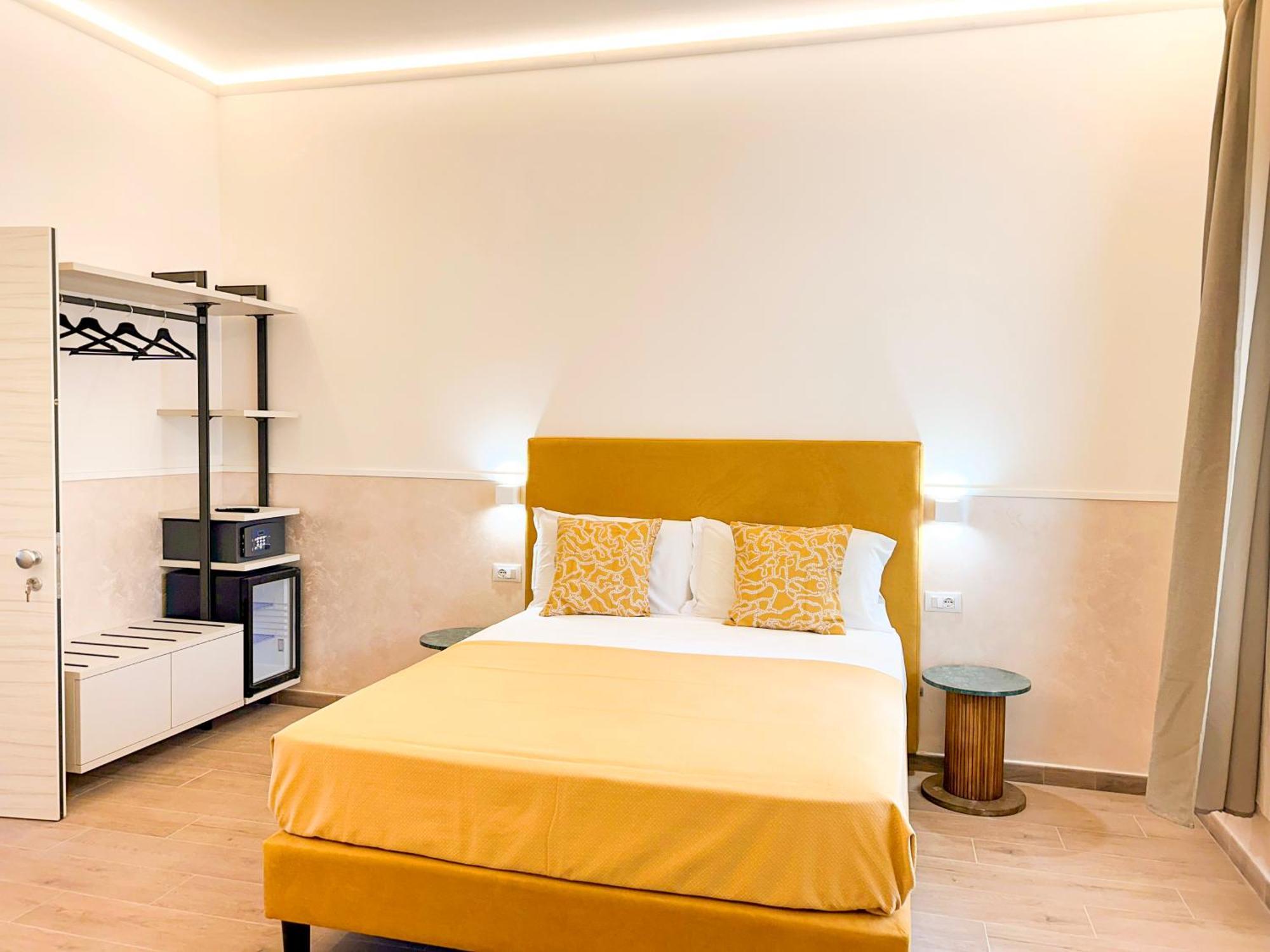 Double Room Ensuite Private Bathroom